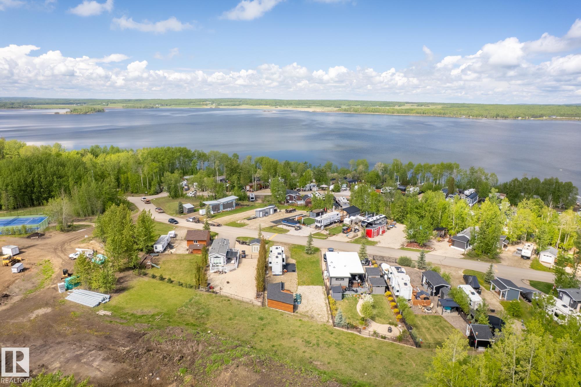 Photo 15 at 106 - 53509 Rge Road 60, Sunset Shores, Rural Parkland County