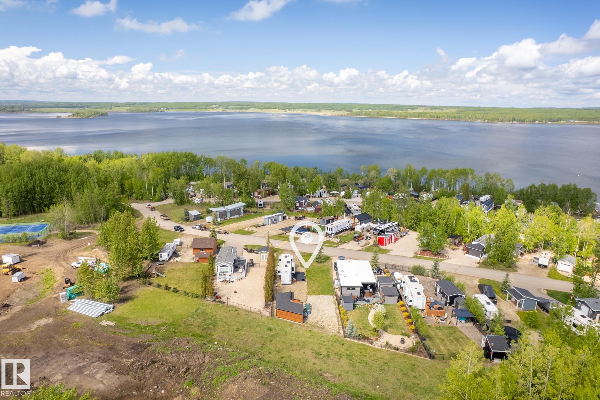 Photo 8 at 106 - 53509 Rge Road 60, Sunset Shores, Rural Parkland County