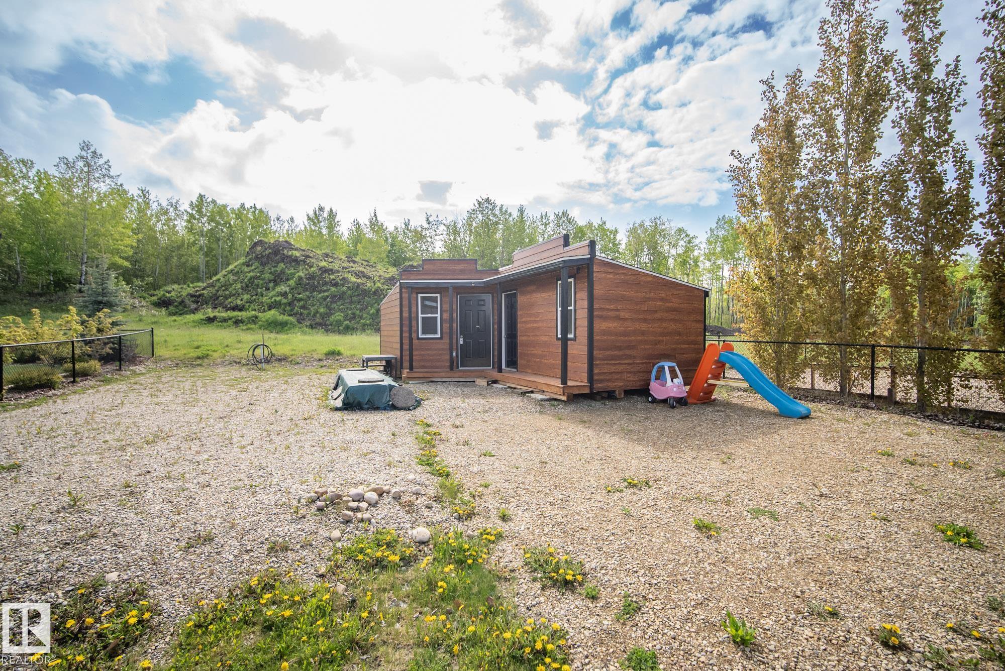 Photo 9 at 106 - 53509 Rge Road 60, Sunset Shores, Rural Parkland County