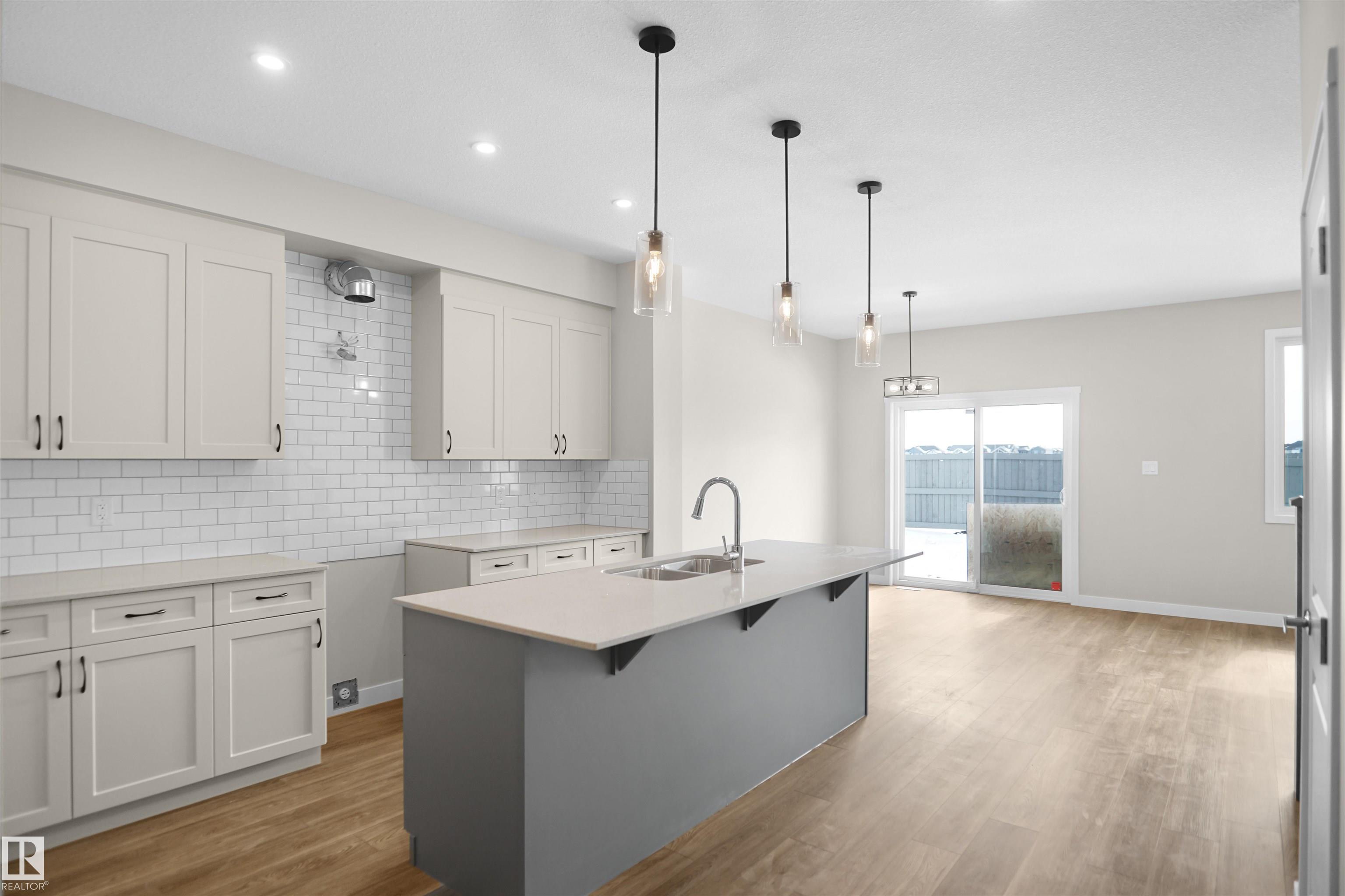 Photo 11 at 7235 182 Avenue NW, Crystallina Nera East, Edmonton