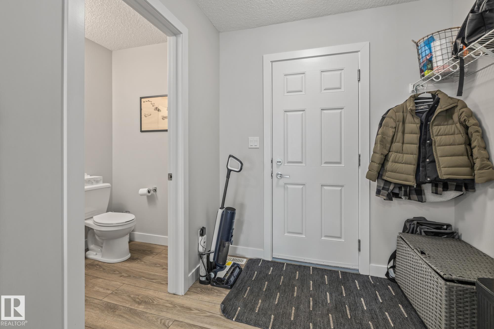 Photo 14 at 856 Ebbers Crescent NW, Ebbers, Edmonton