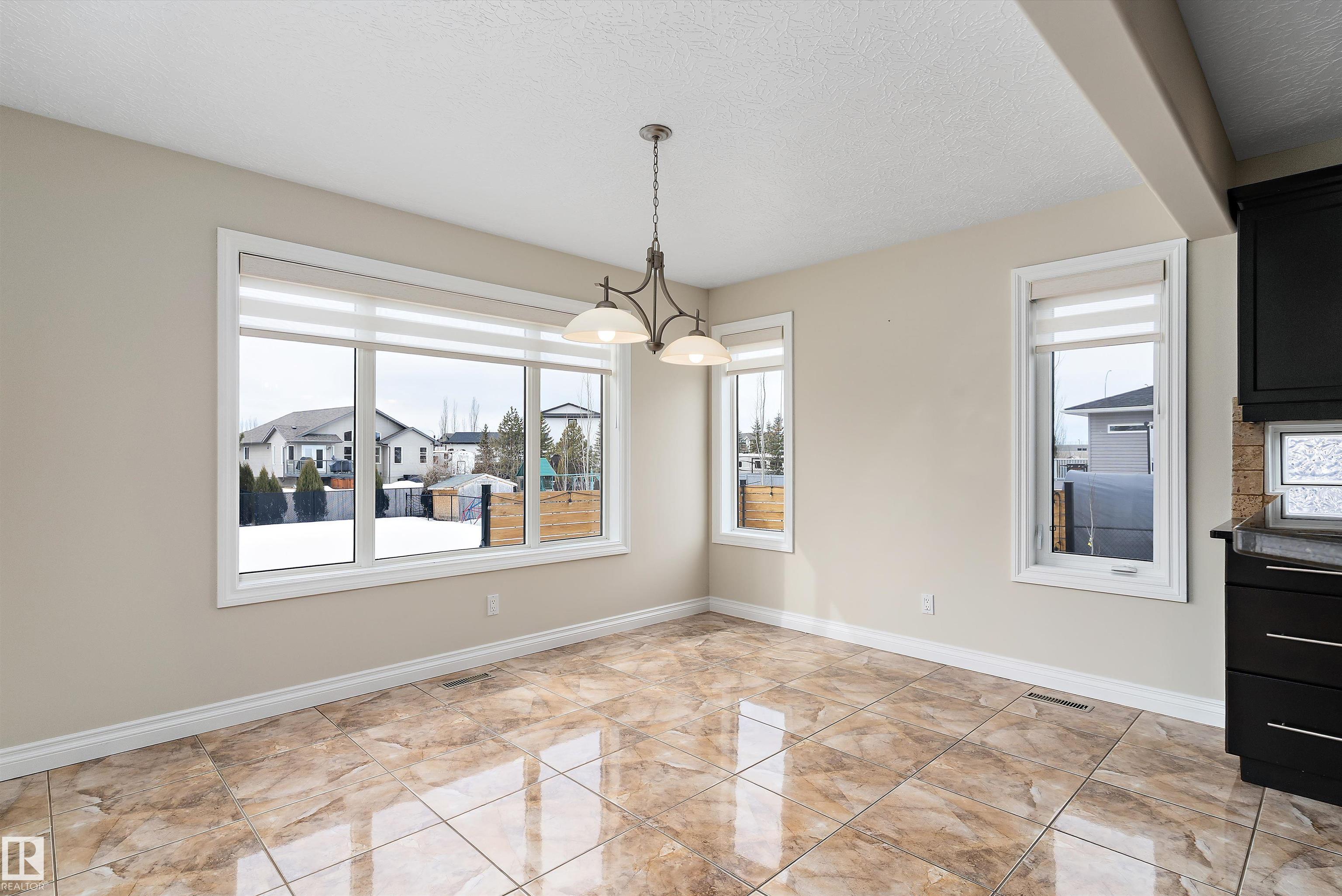 Photo 10 at 231 Greenfield Way, South Fort, Fort Saskatchewan