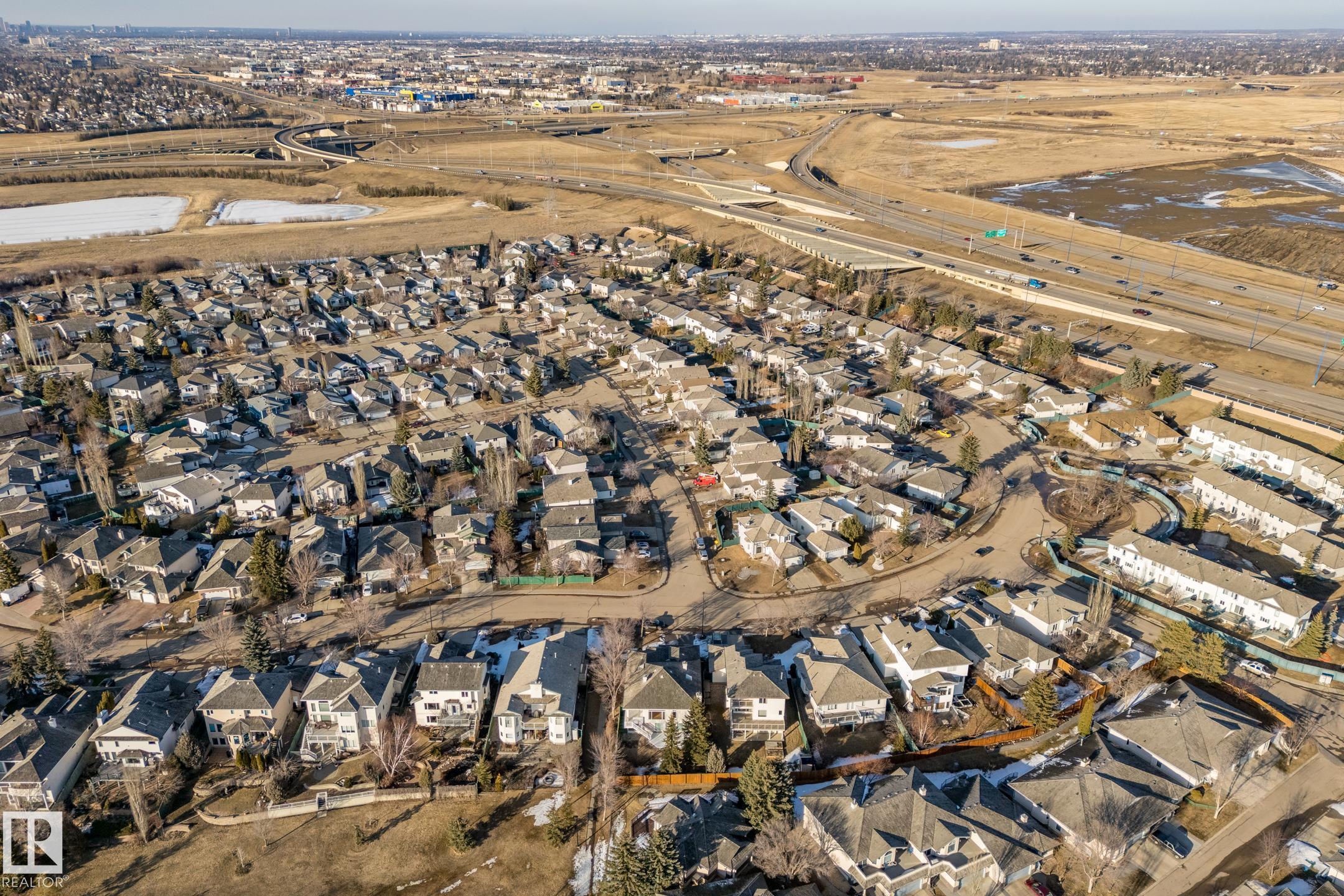 189 Blackburn Drive W SW, Blackburne, Edmonton