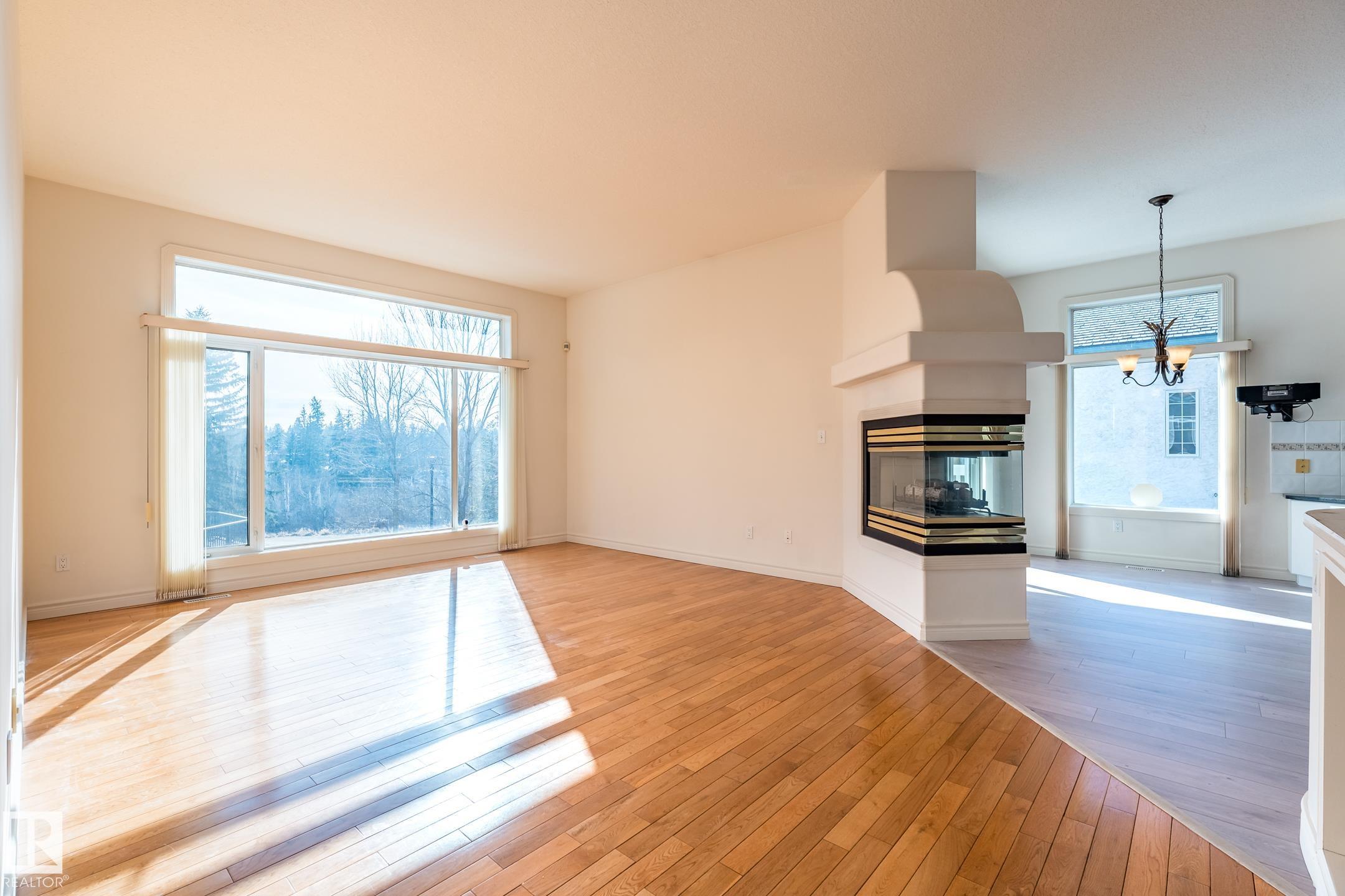 Photo 29 at 189 Blackburn Drive W SW, Blackburne, Edmonton