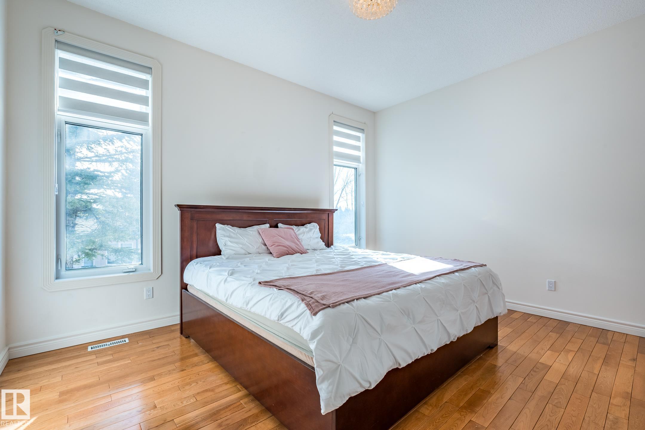 Photo 36 at 189 Blackburn Drive W SW, Blackburne, Edmonton