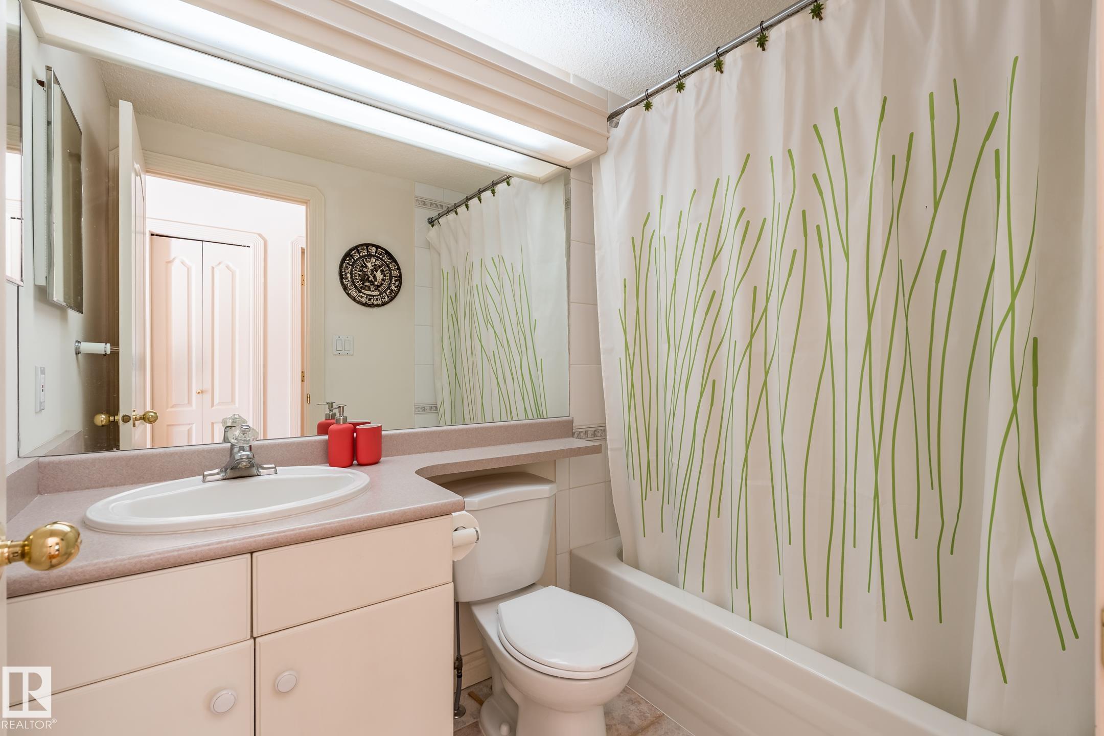 Photo 41 at 189 Blackburn Drive W SW, Blackburne, Edmonton