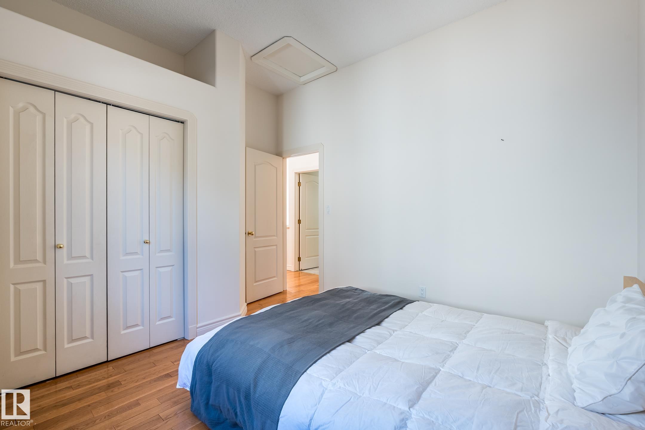 Photo 44 at 189 Blackburn Drive W SW, Blackburne, Edmonton