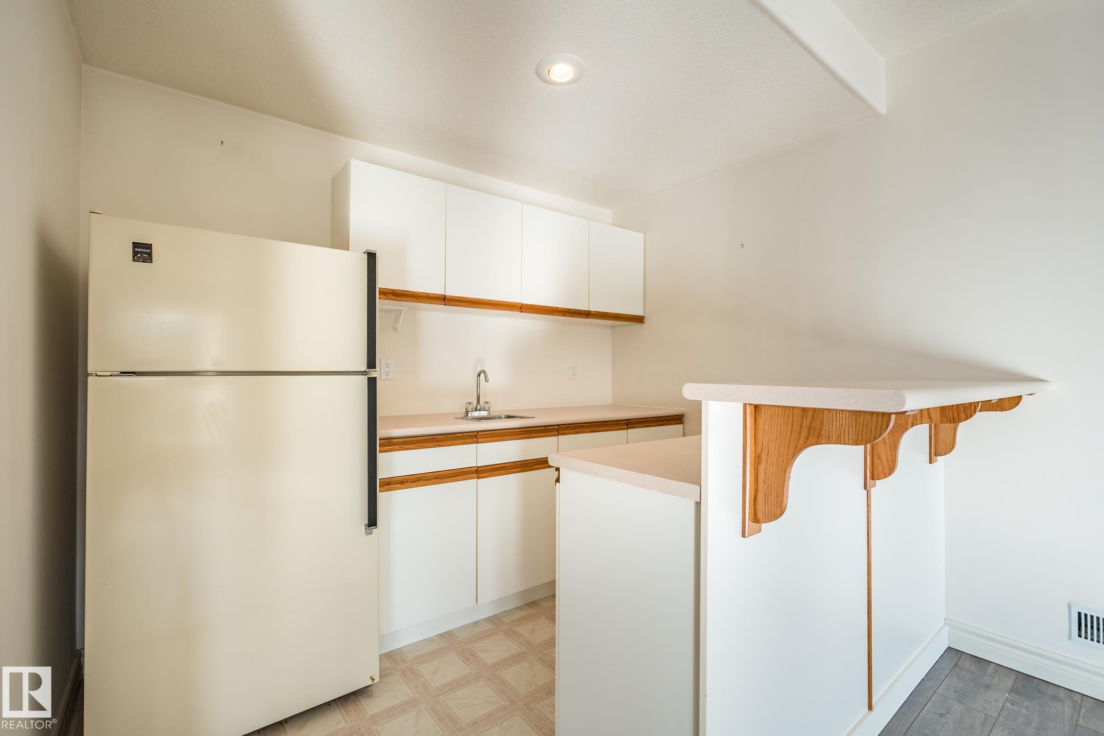 Photo 47 at 189 Blackburn Drive W SW, Blackburne, Edmonton