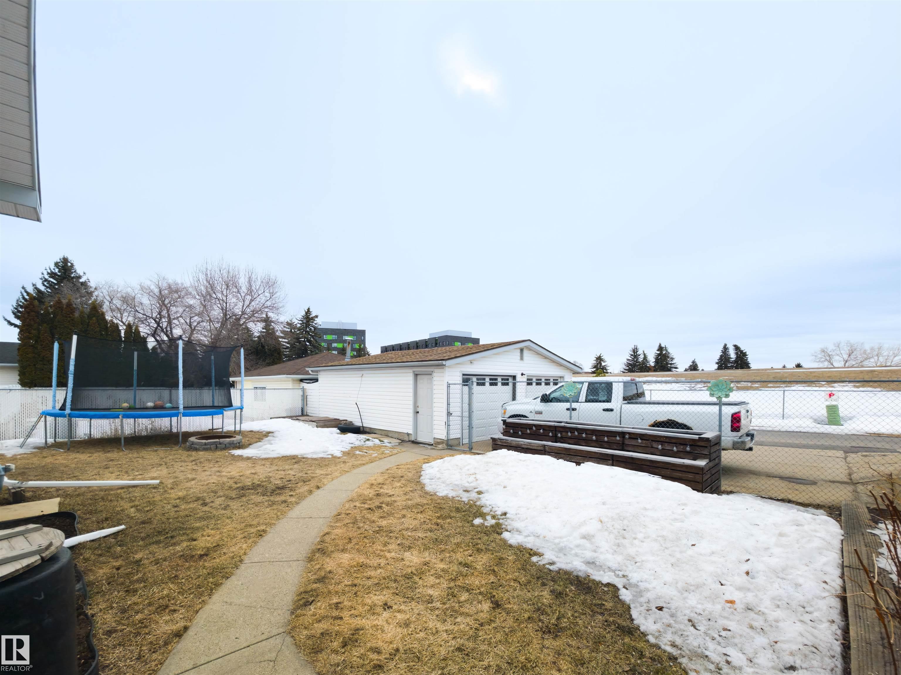 Photo 37 at 7323 147 Avenue NW, Kilkenny, Edmonton