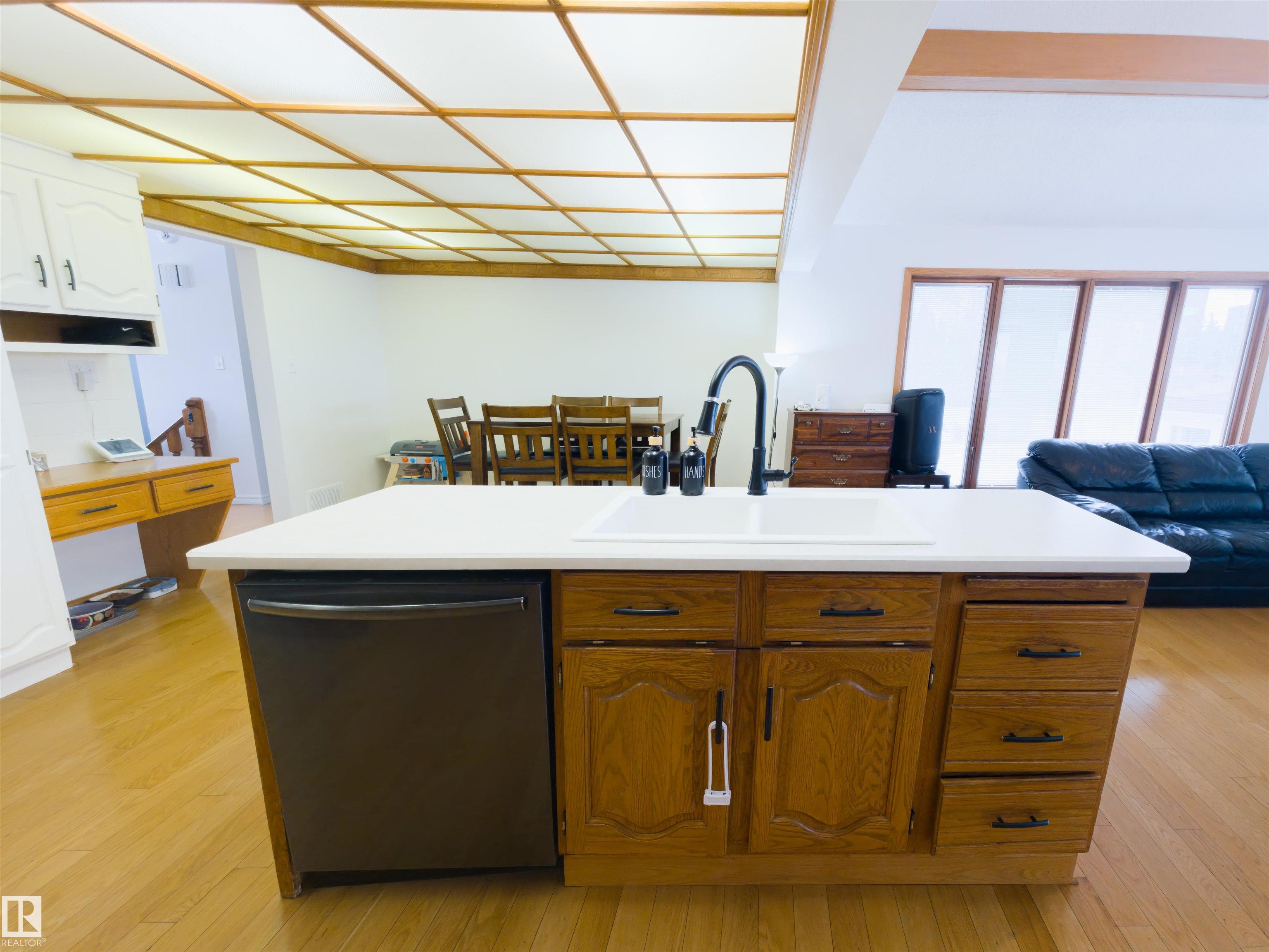 Photo 10 at 7323 147 Avenue NW, Kilkenny, Edmonton