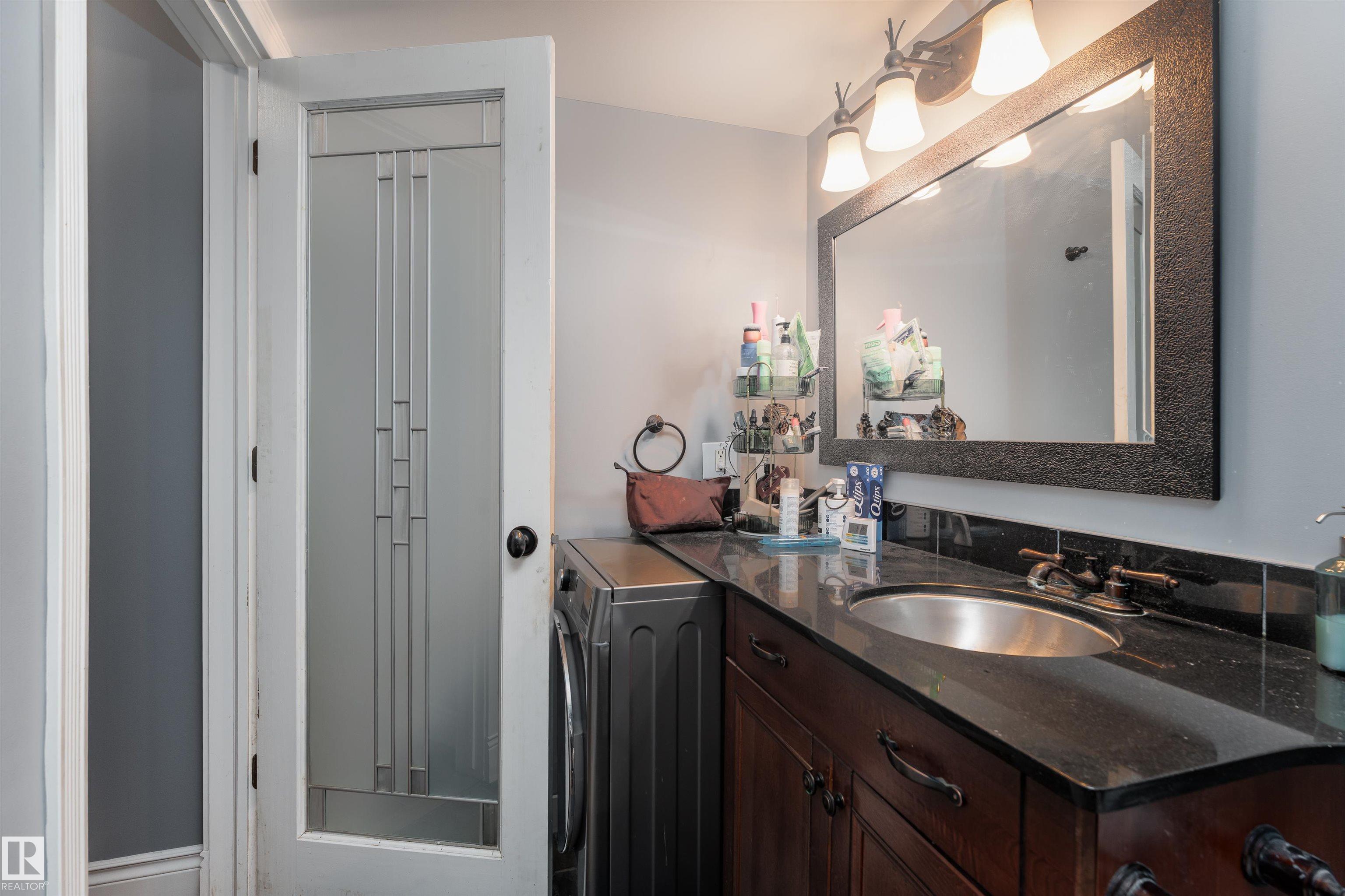 Photo 14 at 203 - 10003 87 Avenue NW, Strathcona, Edmonton