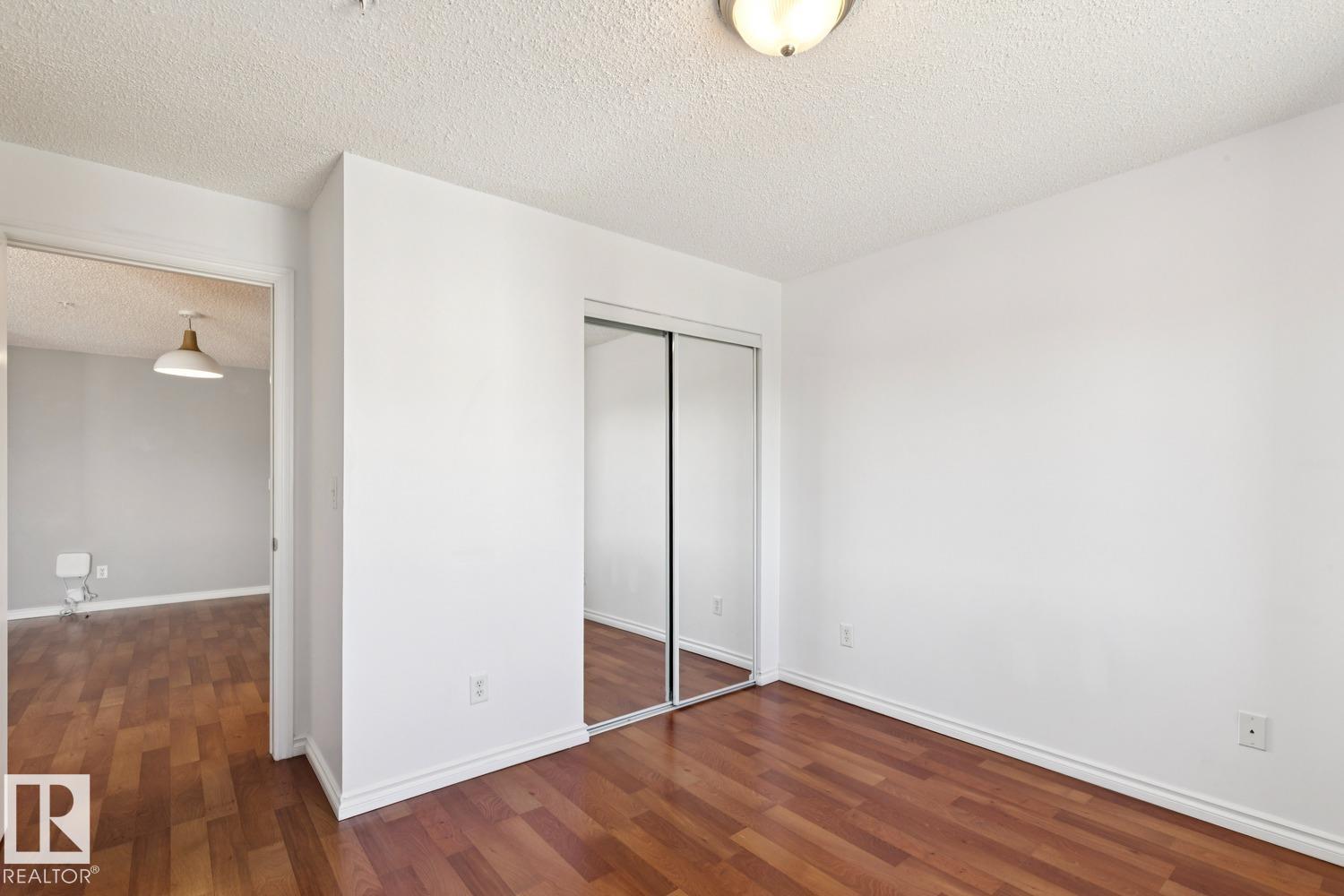 https://zimg.paragon.ice.com/ParagonImages/Property/PM/RAE/225393700/23/0/0/39b1586eb8c51097a9be8dccc093bf9e/1/ab156af97a592f932a41c789a6f04449/225393700-829add1e-d1ae-47fb-8978-39fc7cc1c70a.JPG