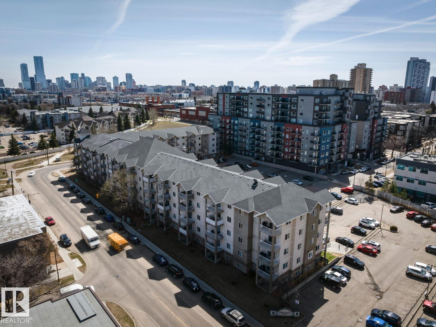 https://zimg.paragon.ice.com/ParagonImages/Property/PM/RAE/225393700/29/0/0/c1233b86b9e3305ff084e1f8fac0166c/1/ab156af97a592f932a41c789a6f04449/225393700-2e0d3d3f-319d-4ce9-9174-5faf3fbb0ae4.JPG