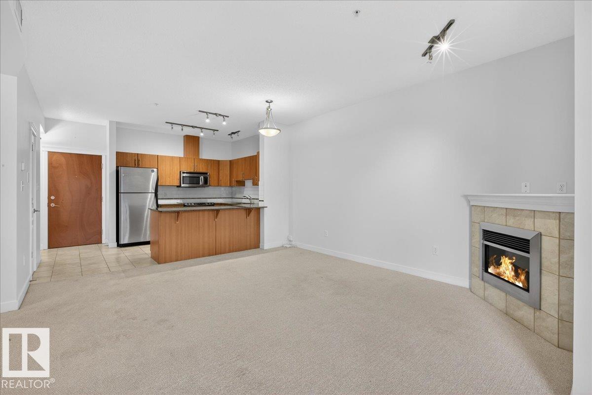 Photo 12 at 303 - 10333 112 Street NW, Wîhkwêntôwin, Edmonton