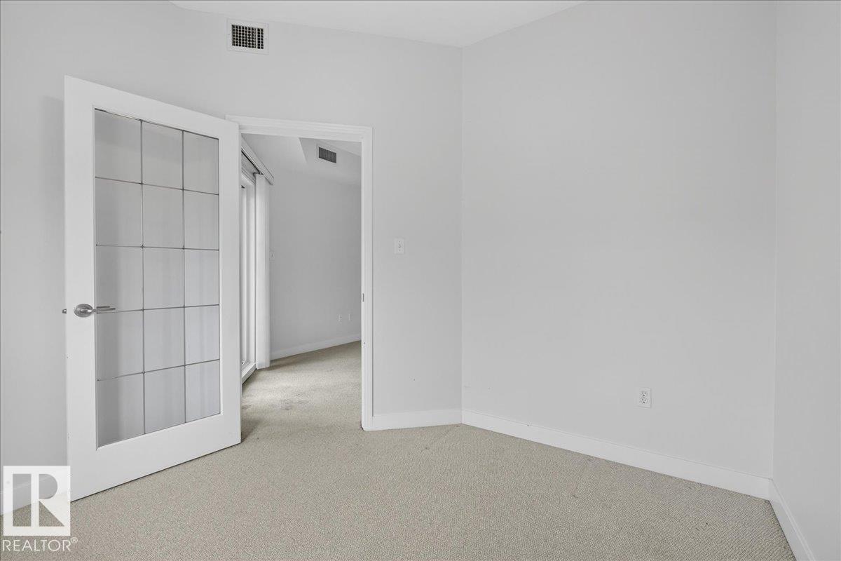 Photo 15 at 303 - 10333 112 Street NW, Wîhkwêntôwin, Edmonton