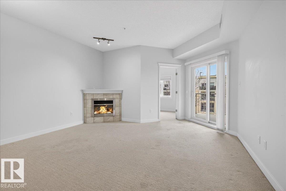 Photo 10 at 303 - 10333 112 Street NW, Wîhkwêntôwin, Edmonton