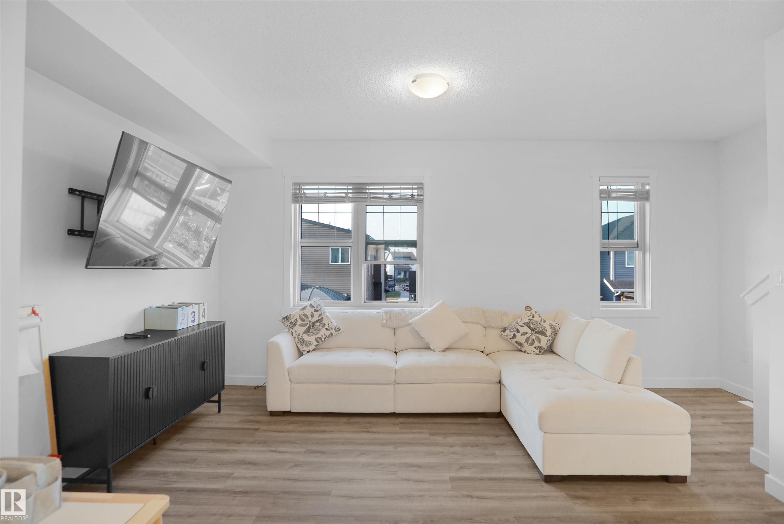 Photo 9 at 19 - 903 Crystallina Nera Way NW, Crystallina Nera West, Edmonton