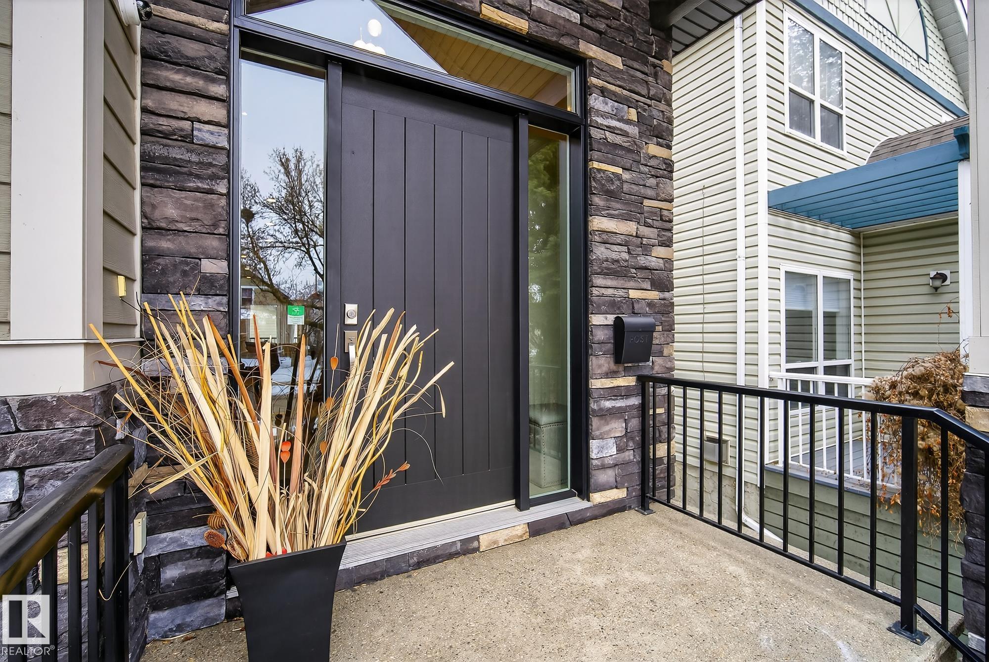 9648 83 Avenue NW, Strathcona, Edmonton