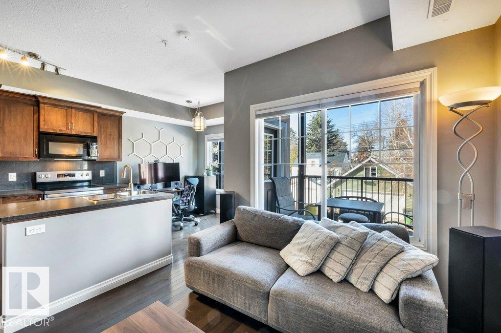 Photo 12 at 205 - 6720 112 Street NW, Parkallen, Edmonton