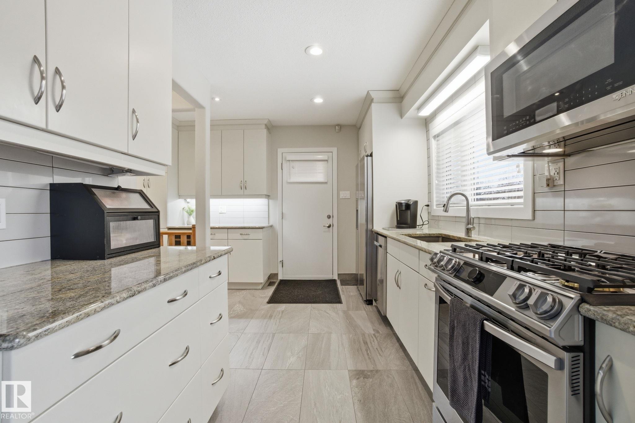 Photo 16 at 10962 118 Street NW, Queen Mary Park, Edmonton