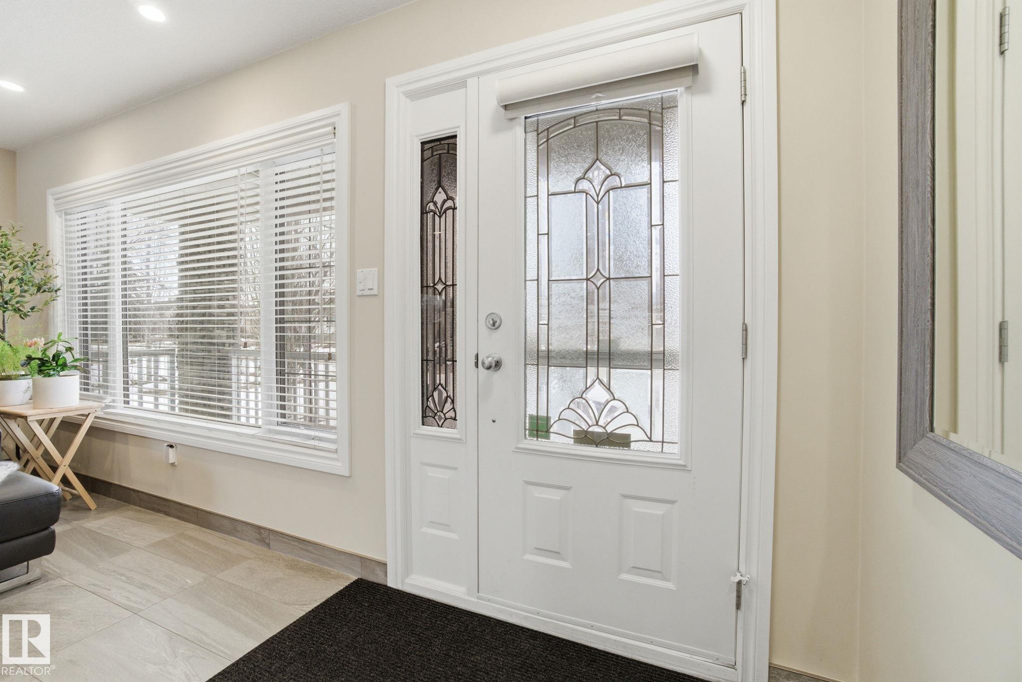 Photo 6 at 10962 118 Street NW, Queen Mary Park, Edmonton