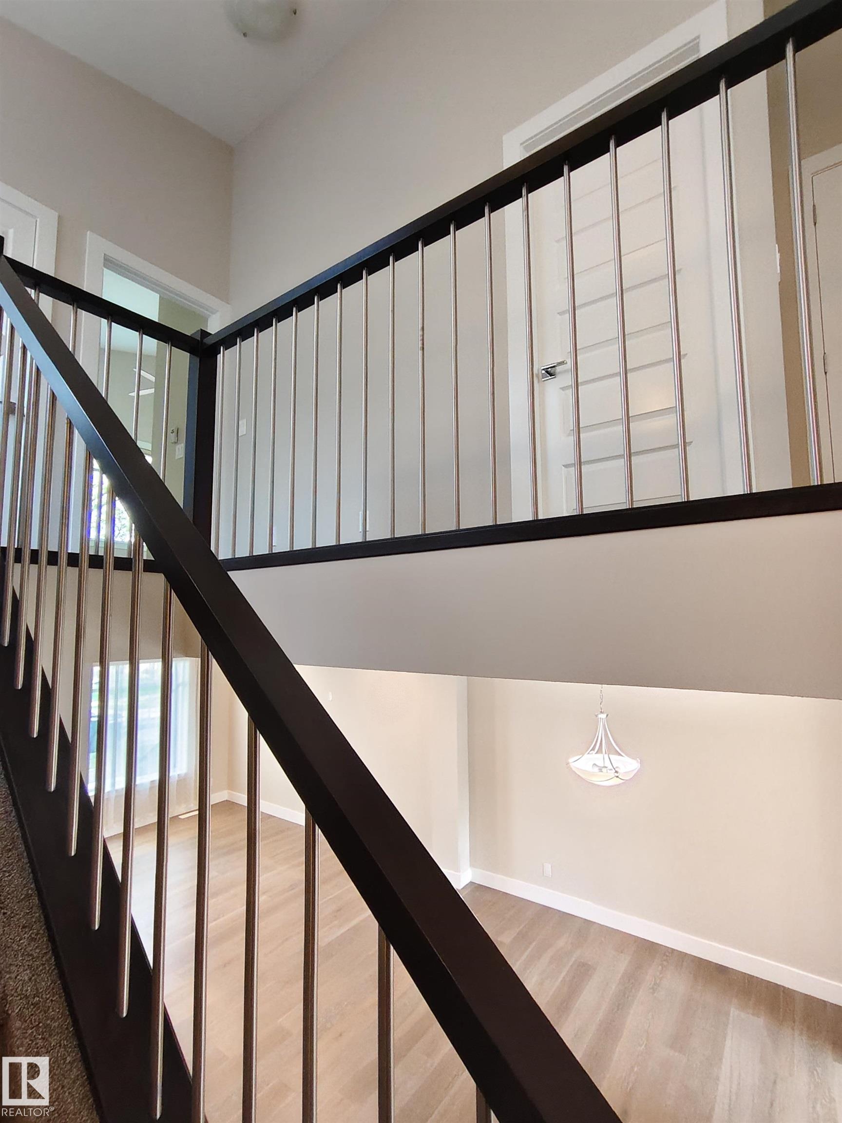 Photo 7 at 9527 75 Avenue NW, Ritchie, Edmonton