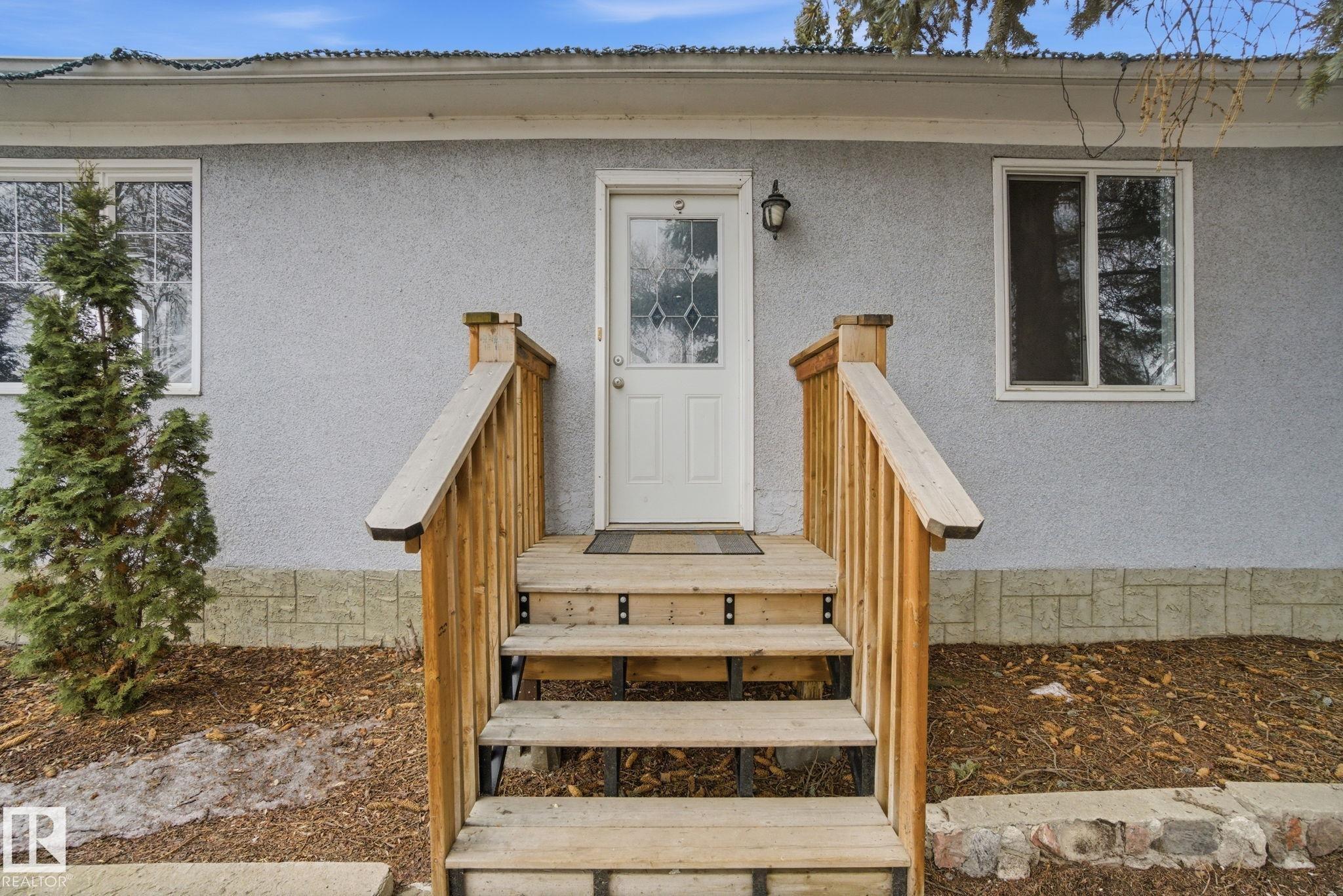 9916 108 Street, Old Fort Saskatchewan, Fort Saskatchewan