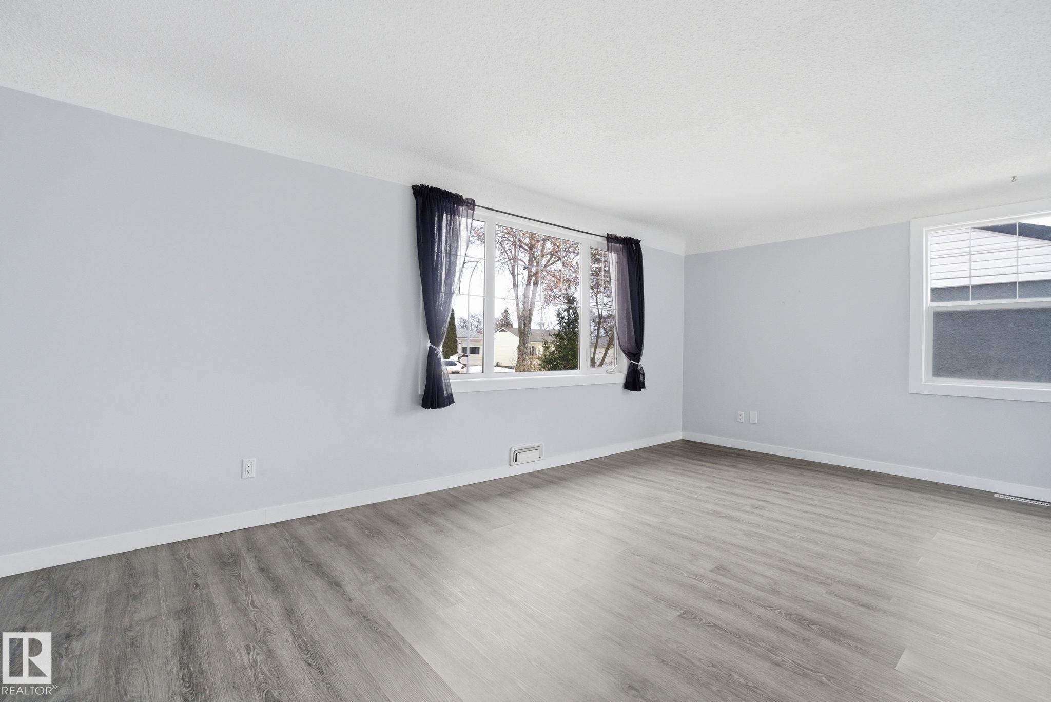 Photo 8 at 9916 108 Street, Old Fort Saskatchewan, Fort Saskatchewan