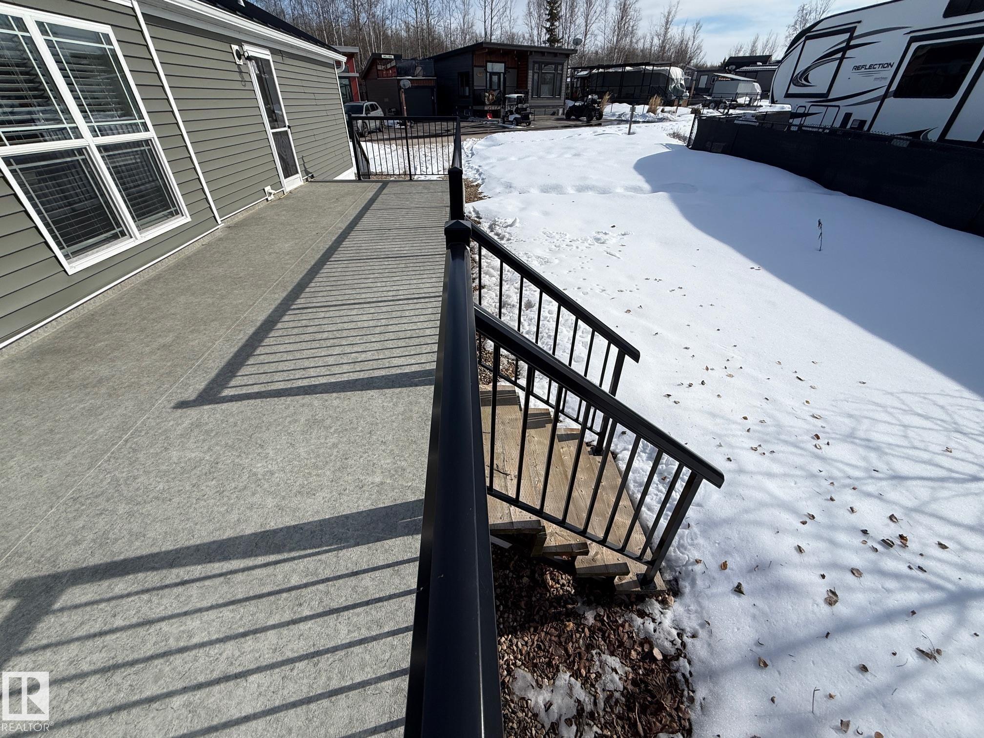 Photo 16 at 17 - 53509 Rge Road 60, Sunset Shores, Rural Parkland County