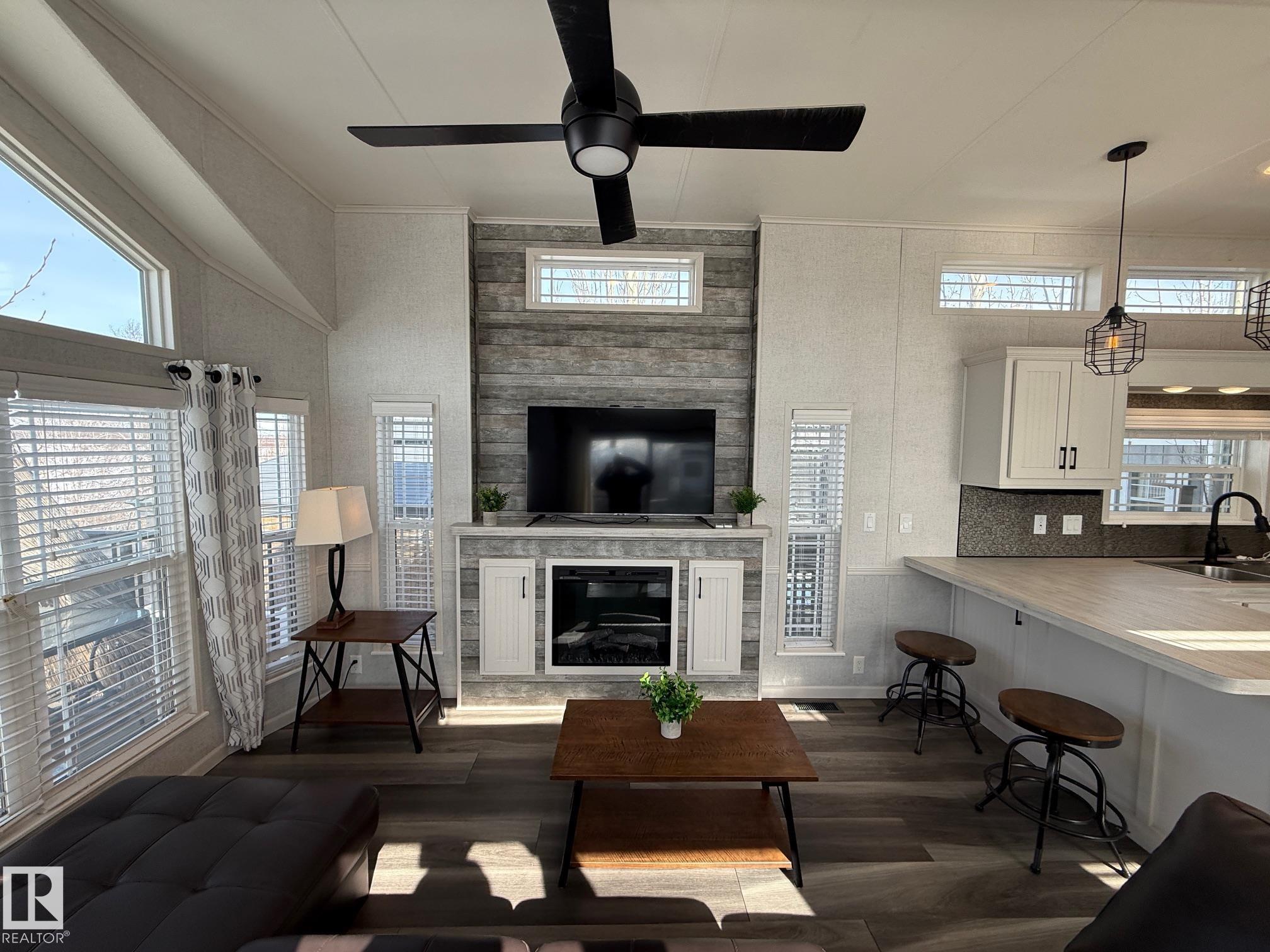 Photo 24 at 17 - 53509 Rge Road 60, Sunset Shores, Rural Parkland County