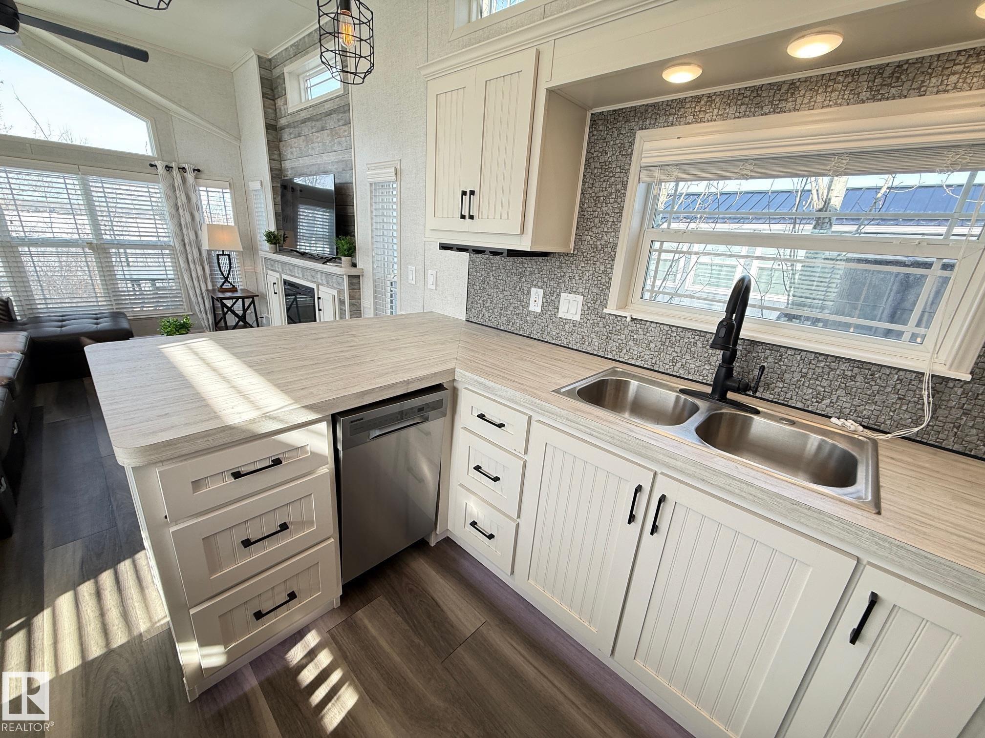 Photo 33 at 17 - 53509 Rge Road 60, Sunset Shores, Rural Parkland County