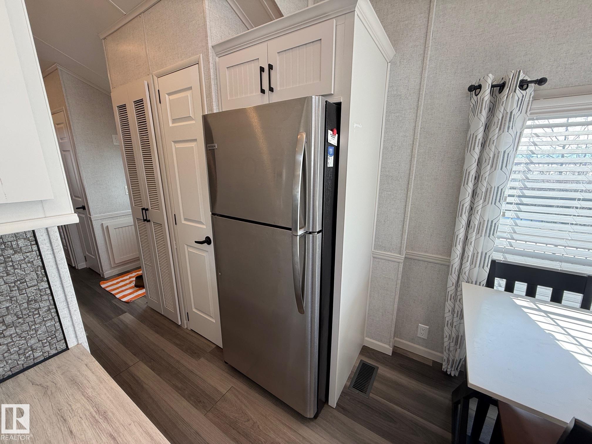 Photo 36 at 17 - 53509 Rge Road 60, Sunset Shores, Rural Parkland County