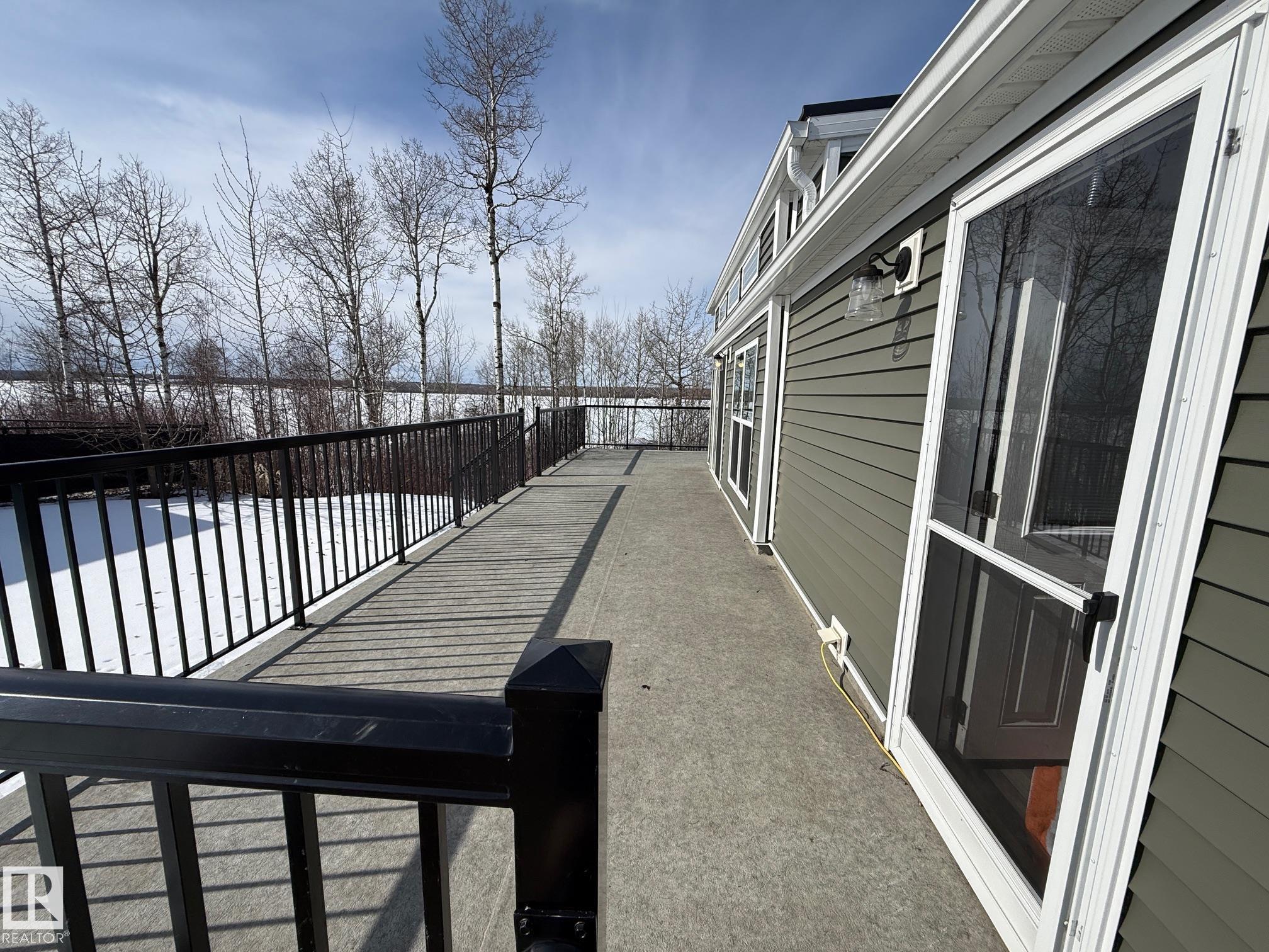 Photo 10 at 17 - 53509 Rge Road 60, Sunset Shores, Rural Parkland County