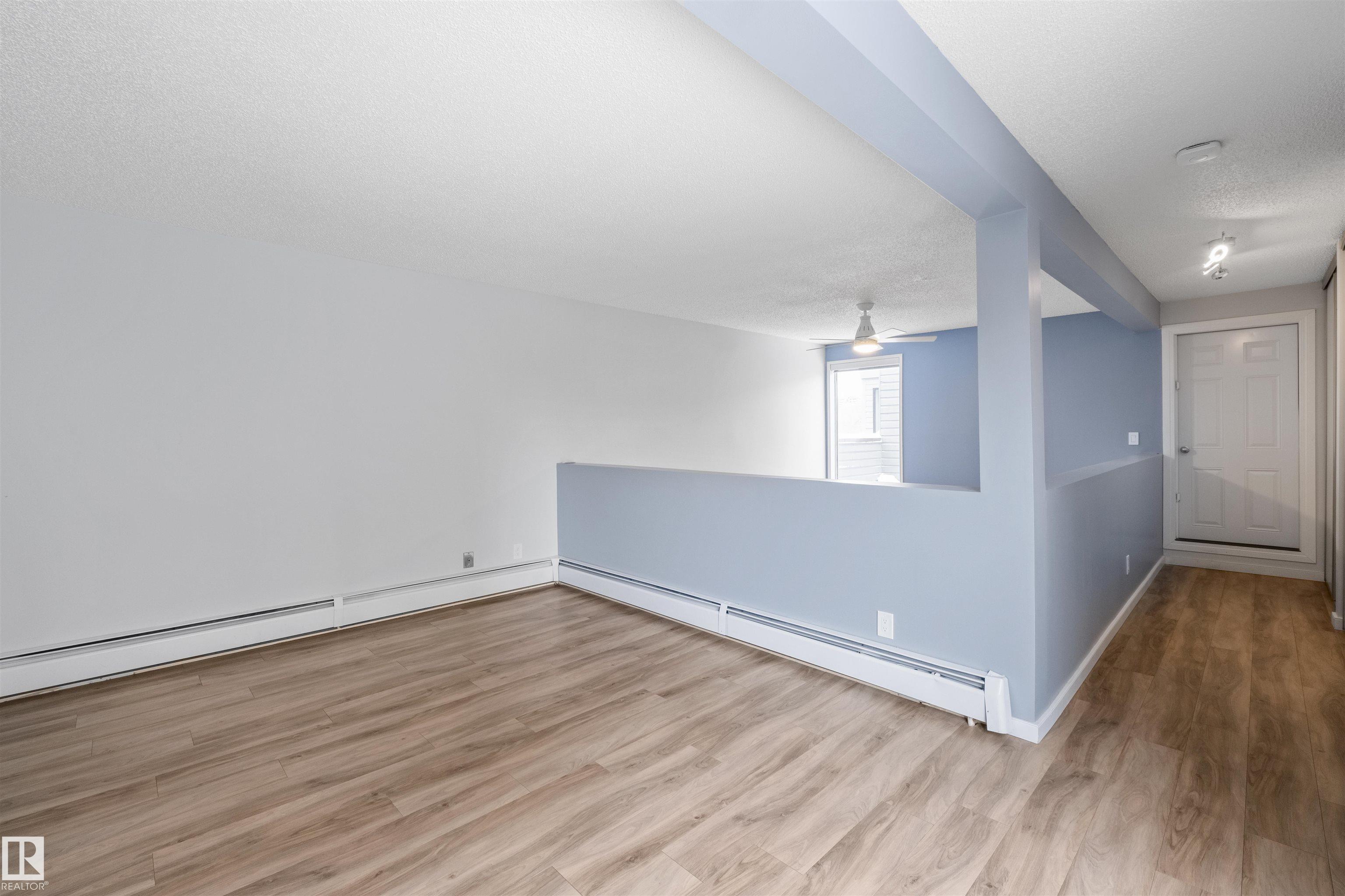 Photo 14 at 13 - 10032 113 Street NW, Wîhkwêntôwin, Edmonton