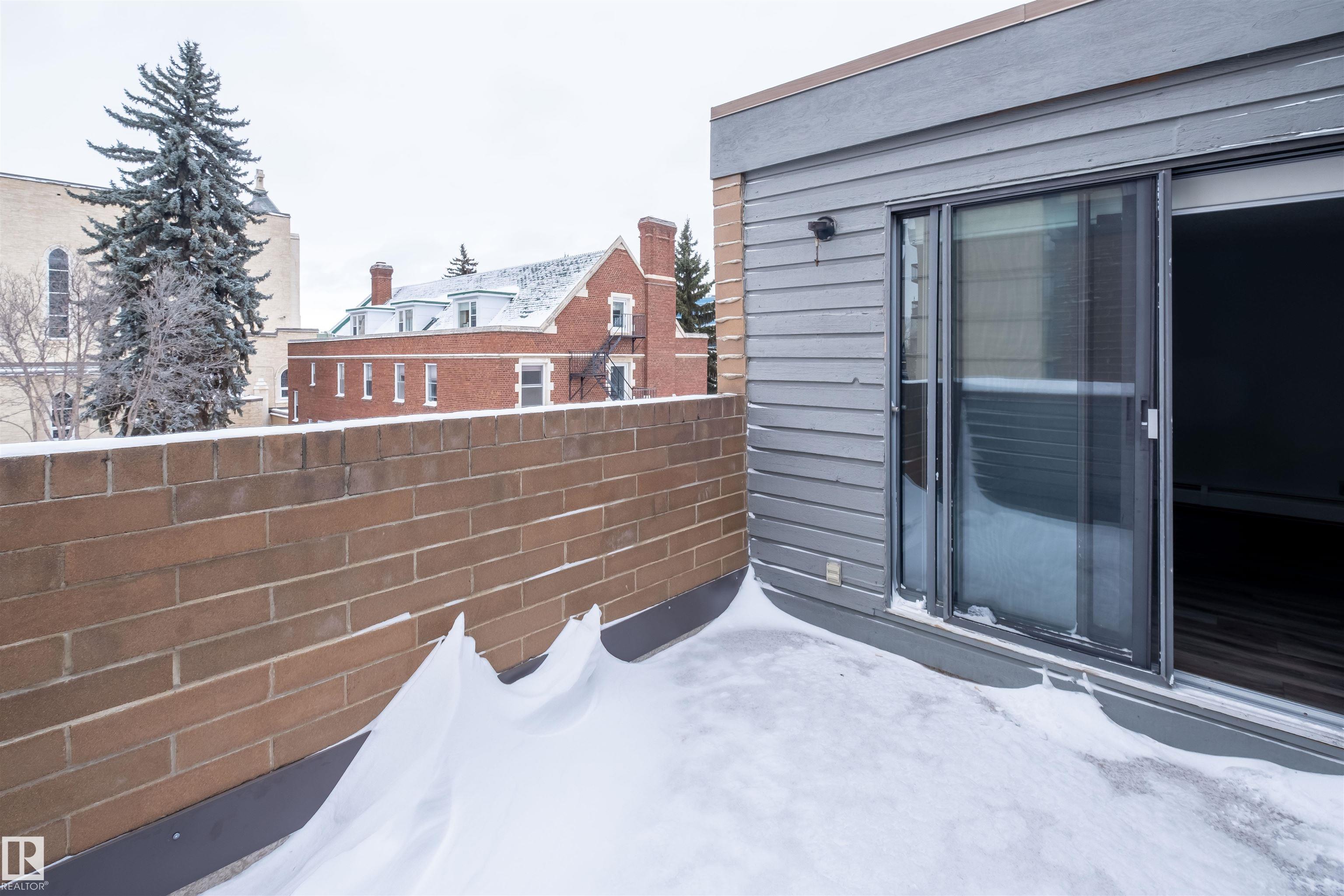 Photo 18 at 13 - 10032 113 Street NW, Wîhkwêntôwin, Edmonton