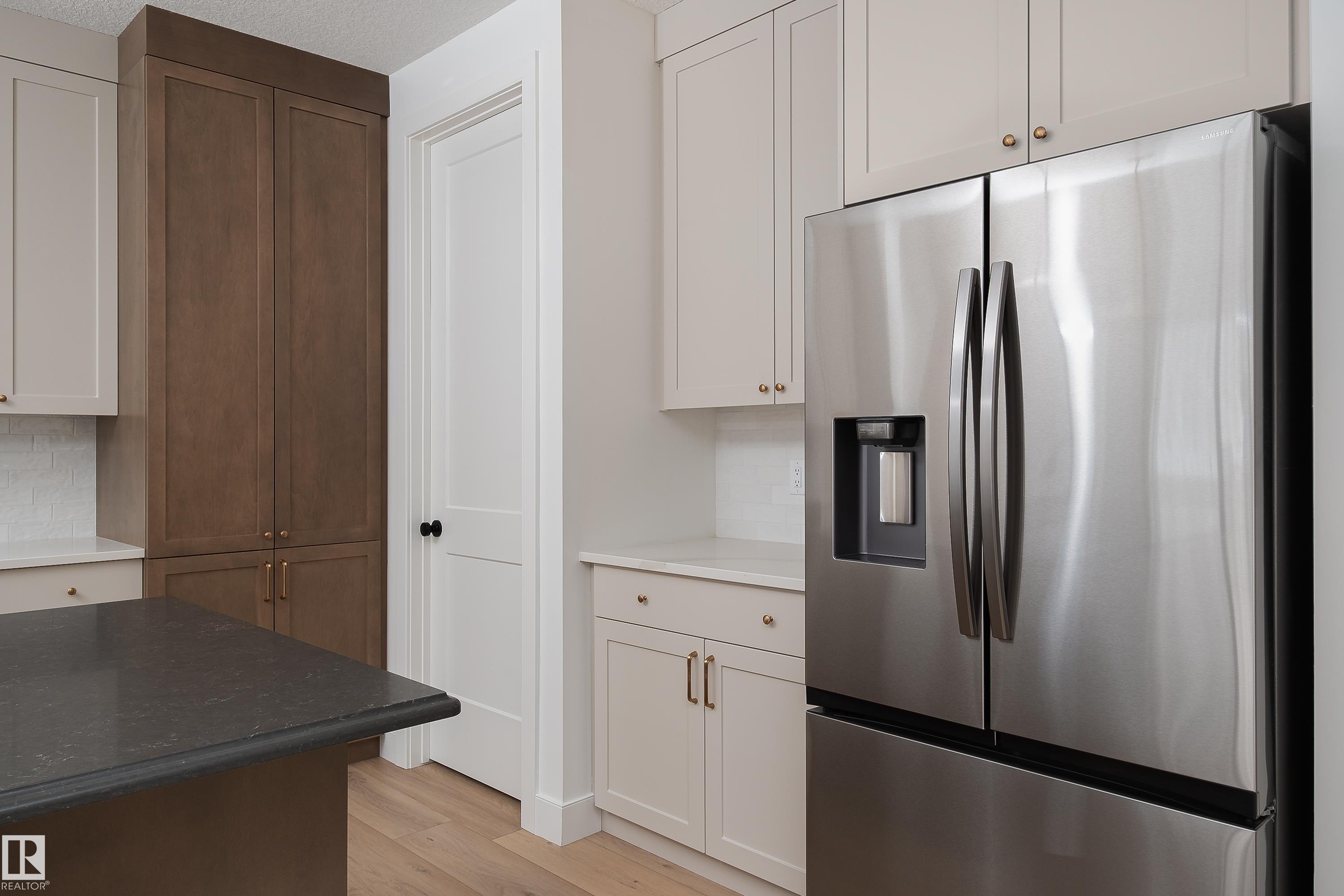 Photo 7 at 21 Sydwyck Circle, Fenwyck, Spruce Grove