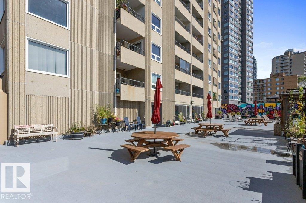 Photo 32 at 1207 - 12303 Jasper Avenue NW, Wîhkwêntôwin, Edmonton