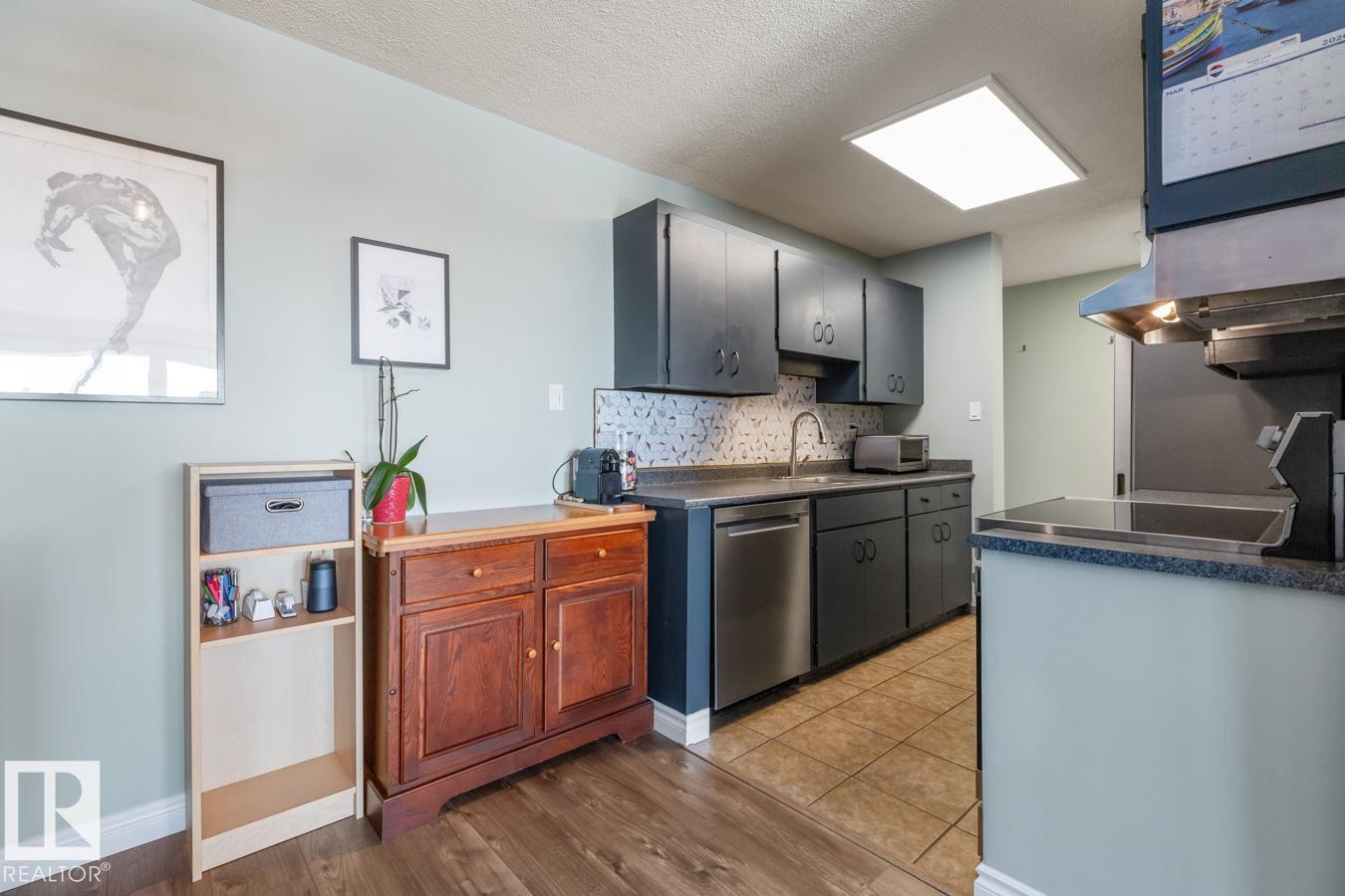 Photo 9 at 1207 - 12303 Jasper Avenue NW, Wîhkwêntôwin, Edmonton