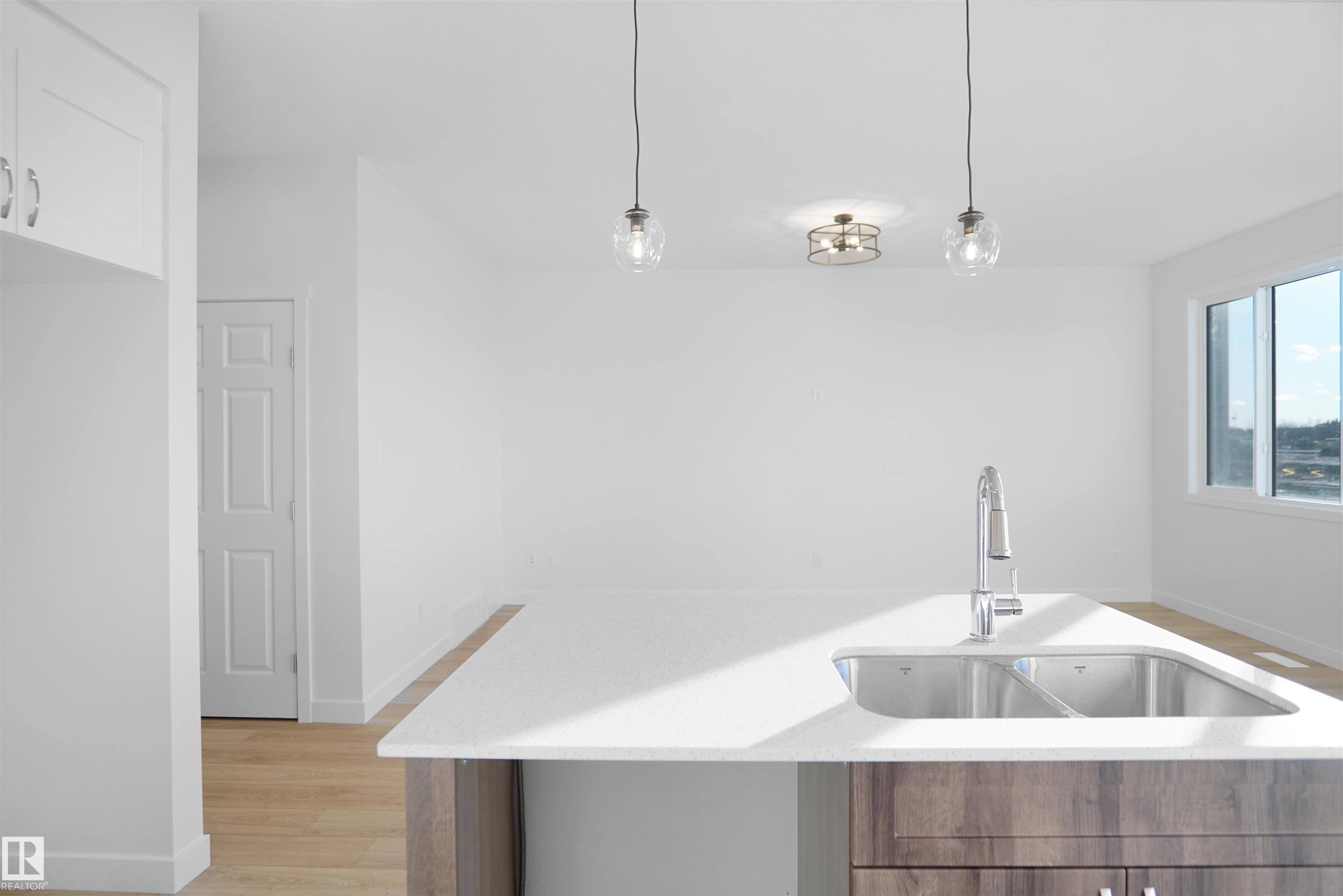 Photo 9 at 22911 80 Avenue NW, Rosenthal, Edmonton