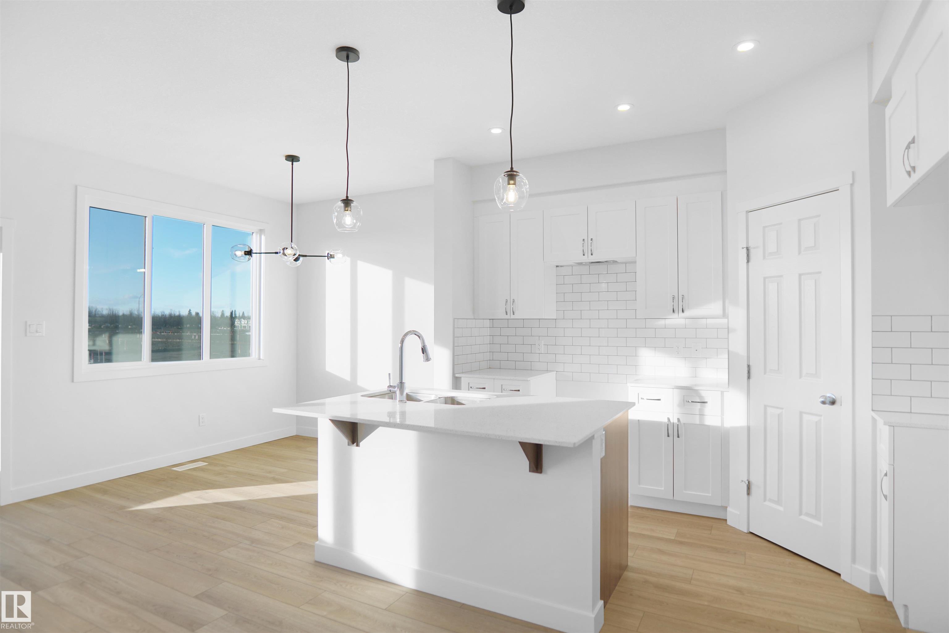 Photo 6 at 22907 80 Avenue NW, Rosenthal, Edmonton