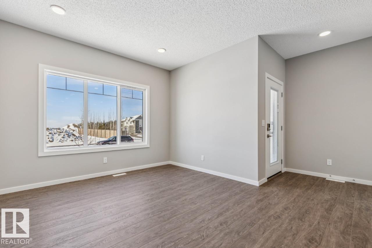 Photo 7 at 306 Hawthorn Way, Woodbend, Leduc