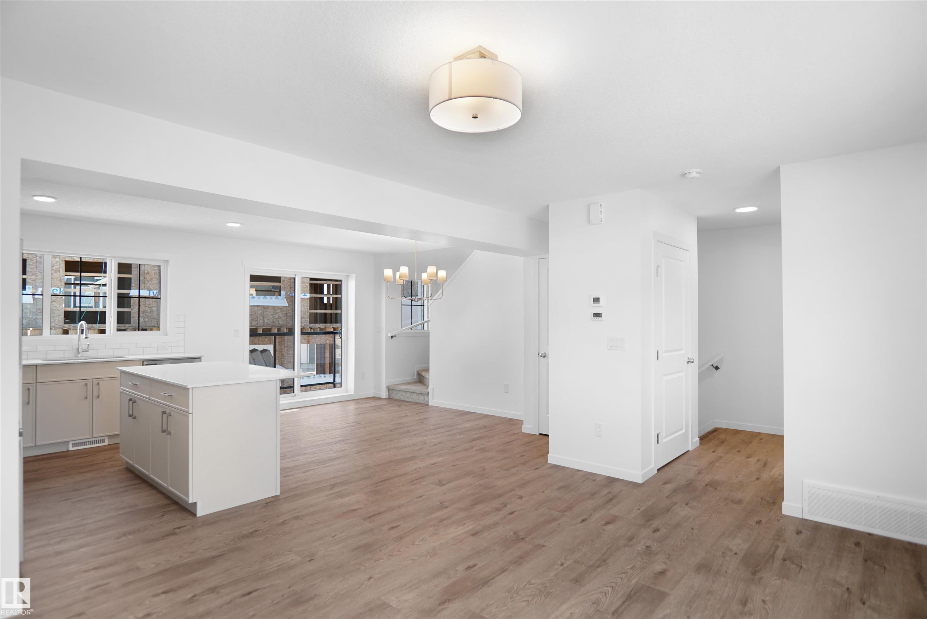 Photo 6 at 54 - 525 Secord Boulevard NW, Secord, Edmonton