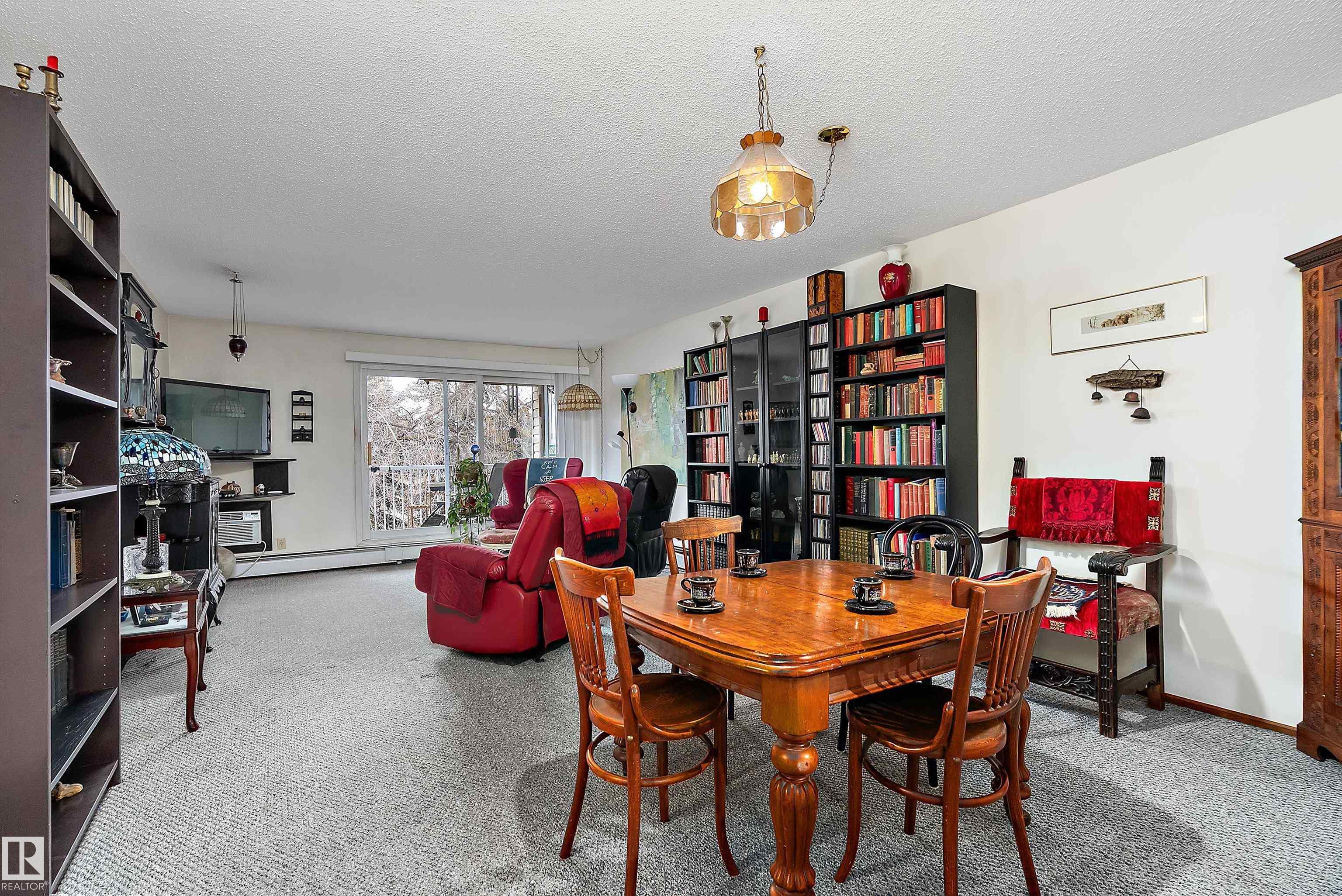 Photo 12 at 401 - 10335 118 Street NW, Wîhkwêntôwin, Edmonton