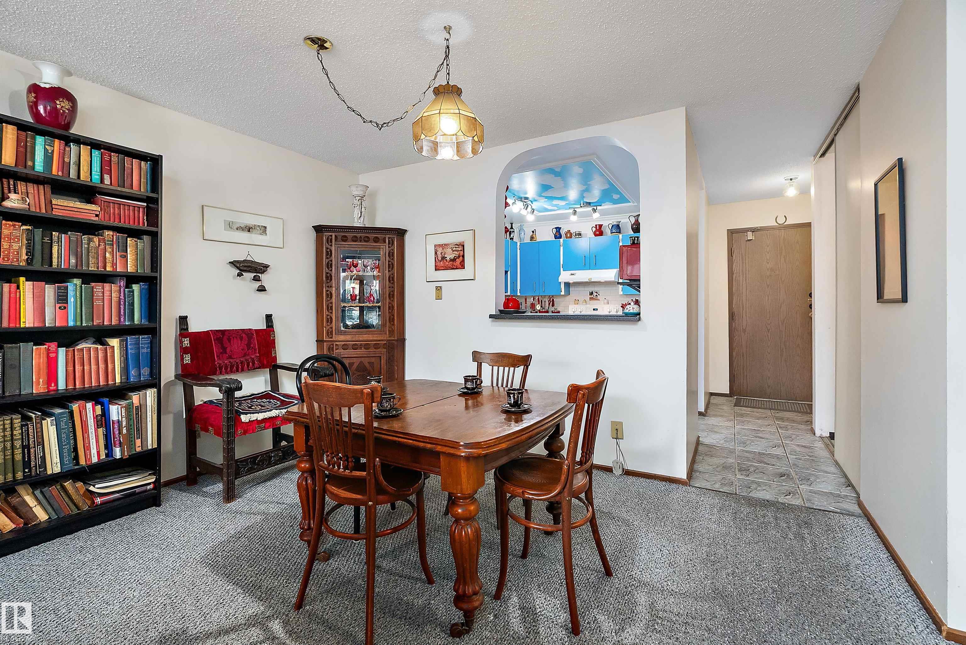 Photo 13 at 401 - 10335 118 Street NW, Wîhkwêntôwin, Edmonton