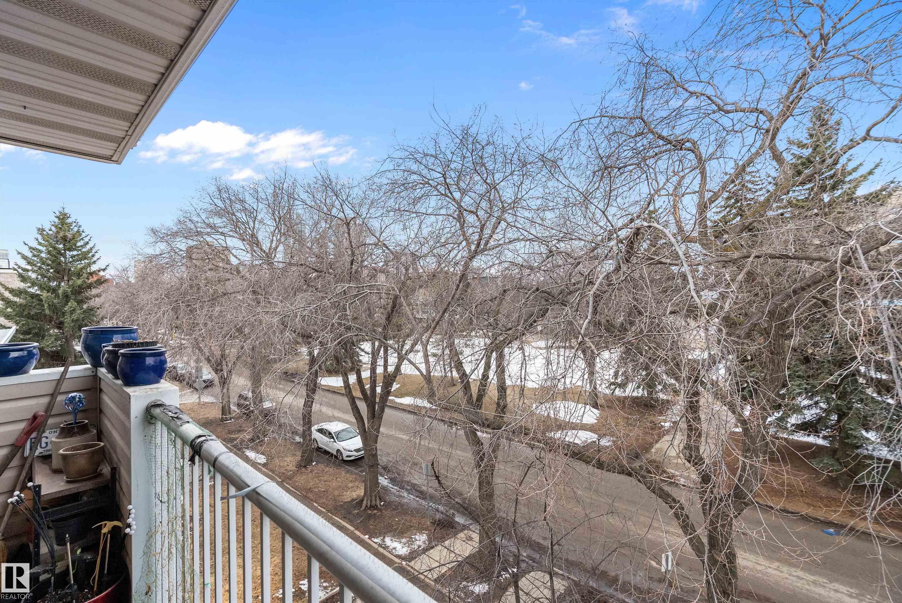 Photo 37 at 401 - 10335 118 Street NW, Wîhkwêntôwin, Edmonton