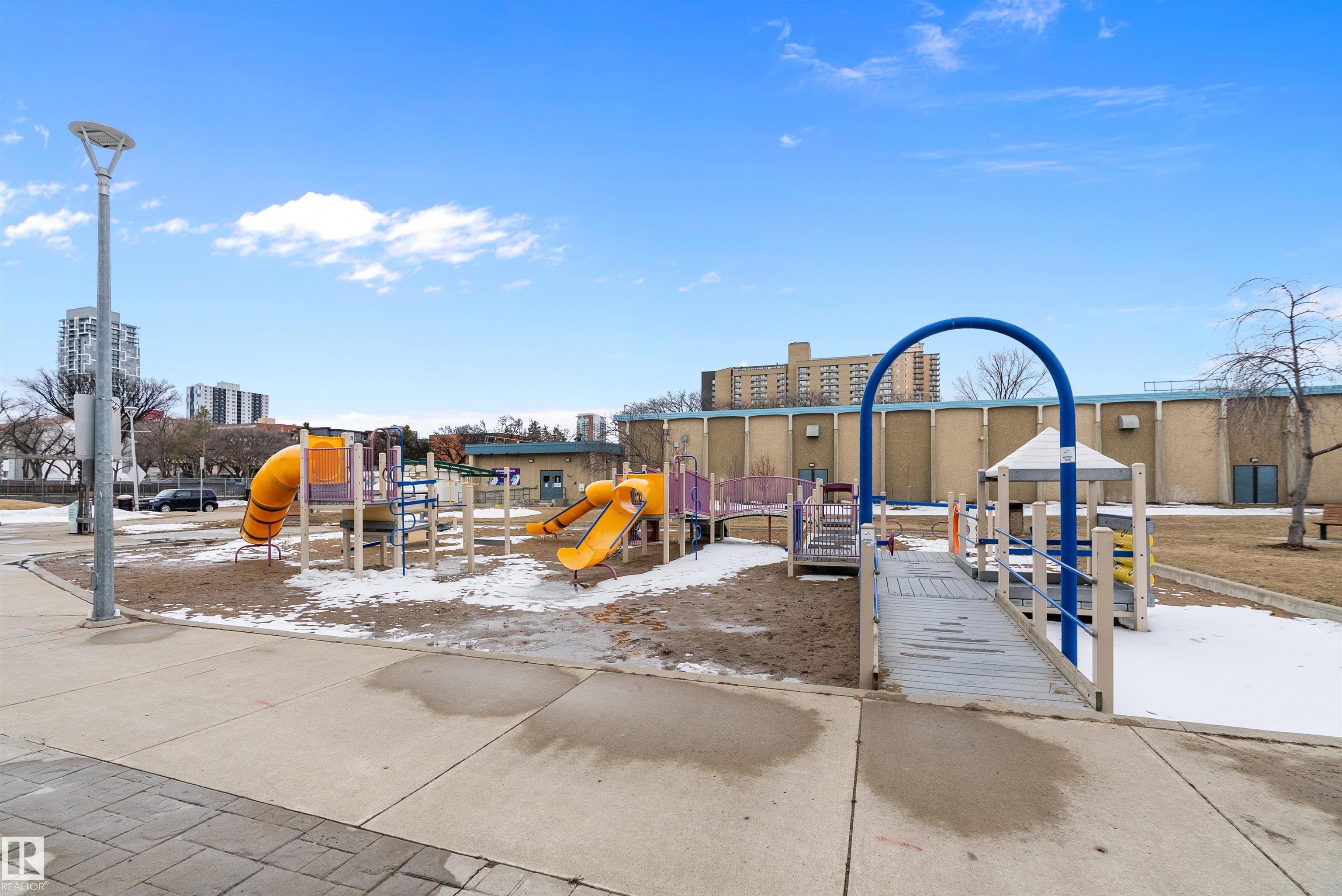 Photo 39 at 401 - 10335 118 Street NW, Wîhkwêntôwin, Edmonton