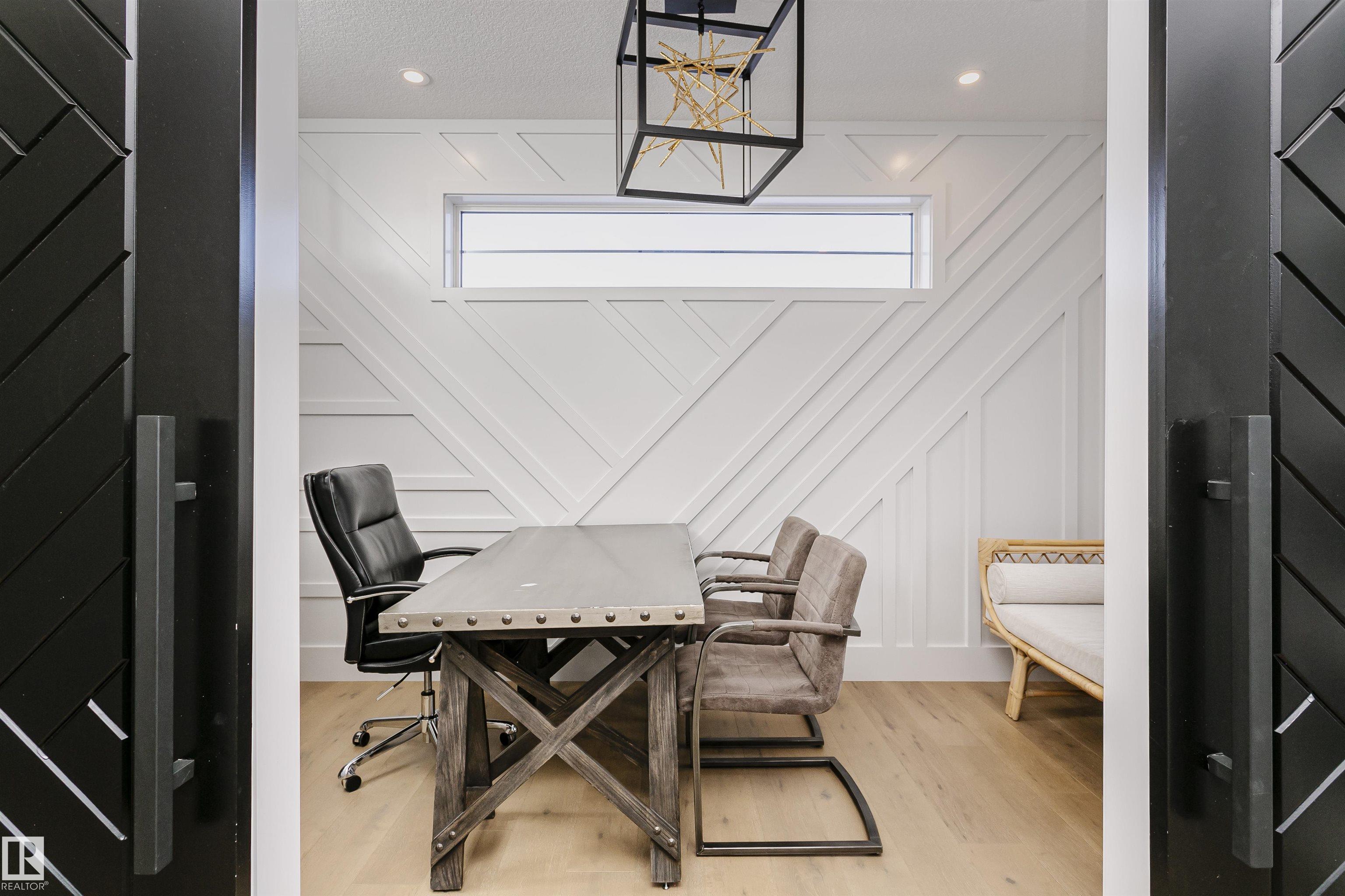 6245 King Vista SW, Keswick, Edmonton