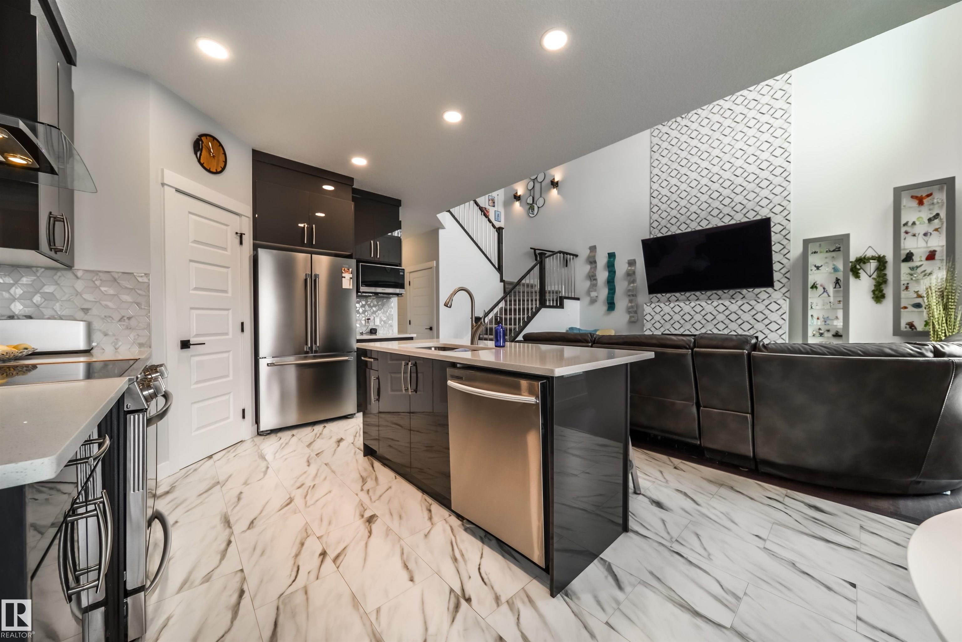 Photo 19 at 3514 49 Avenue, Forest Heights, Beaumont