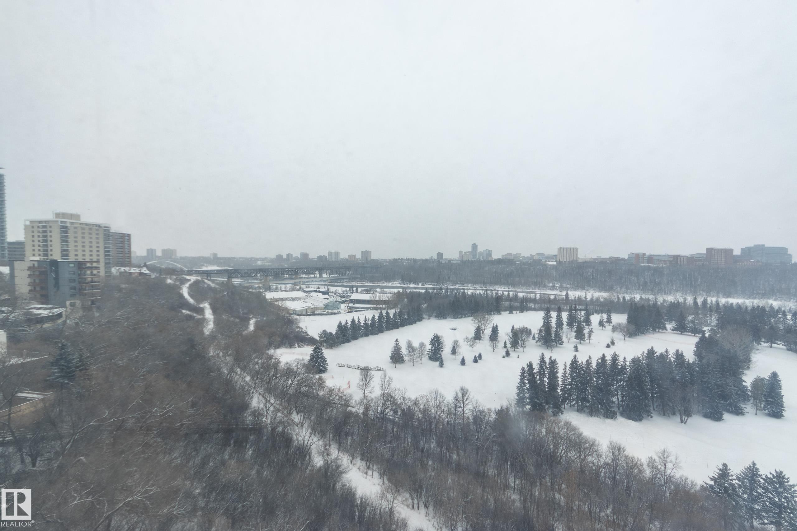 Photo 12 at 702 - 11307 99 Avenue NW, Wîhkwêntôwin, Edmonton