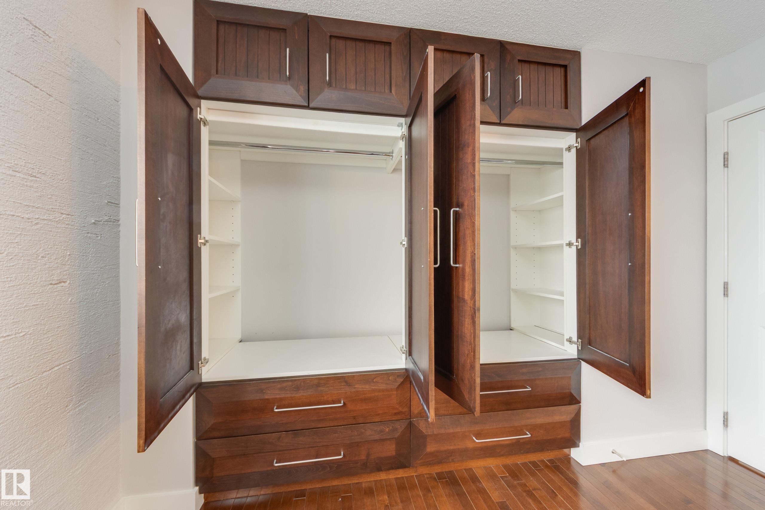 Photo 26 at 702 - 11307 99 Avenue NW, Wîhkwêntôwin, Edmonton